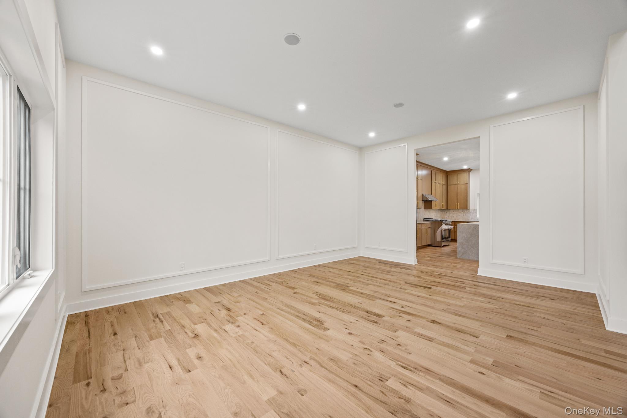 16 S Montgomery Avenue Property Photo 7