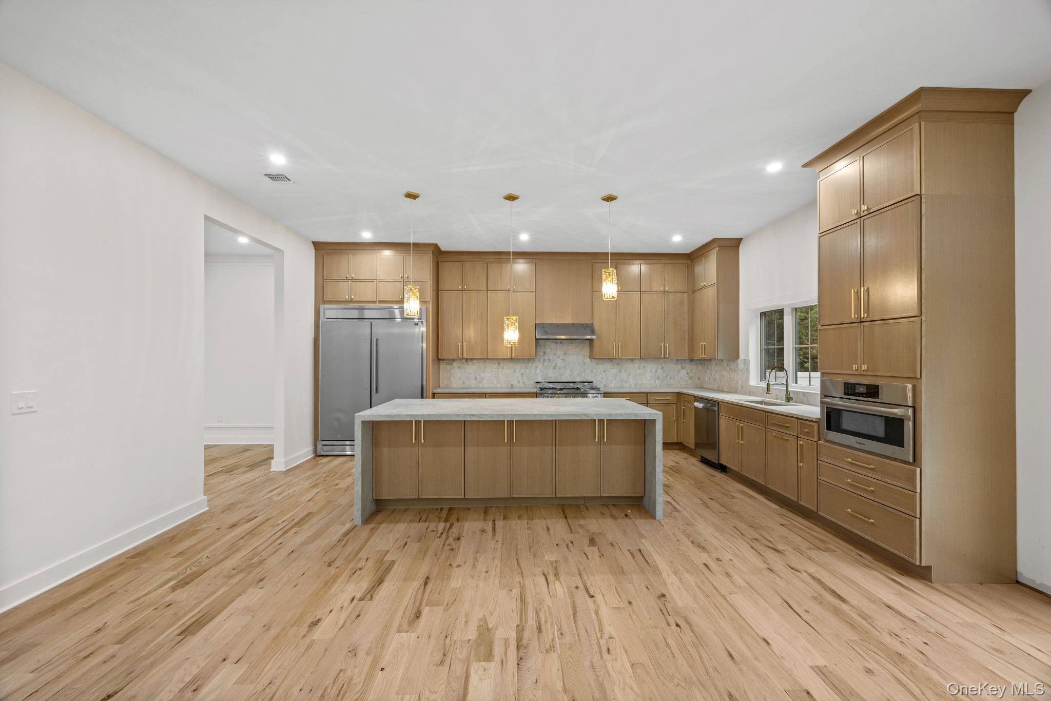 16 S Montgomery Avenue Property Photo 13
