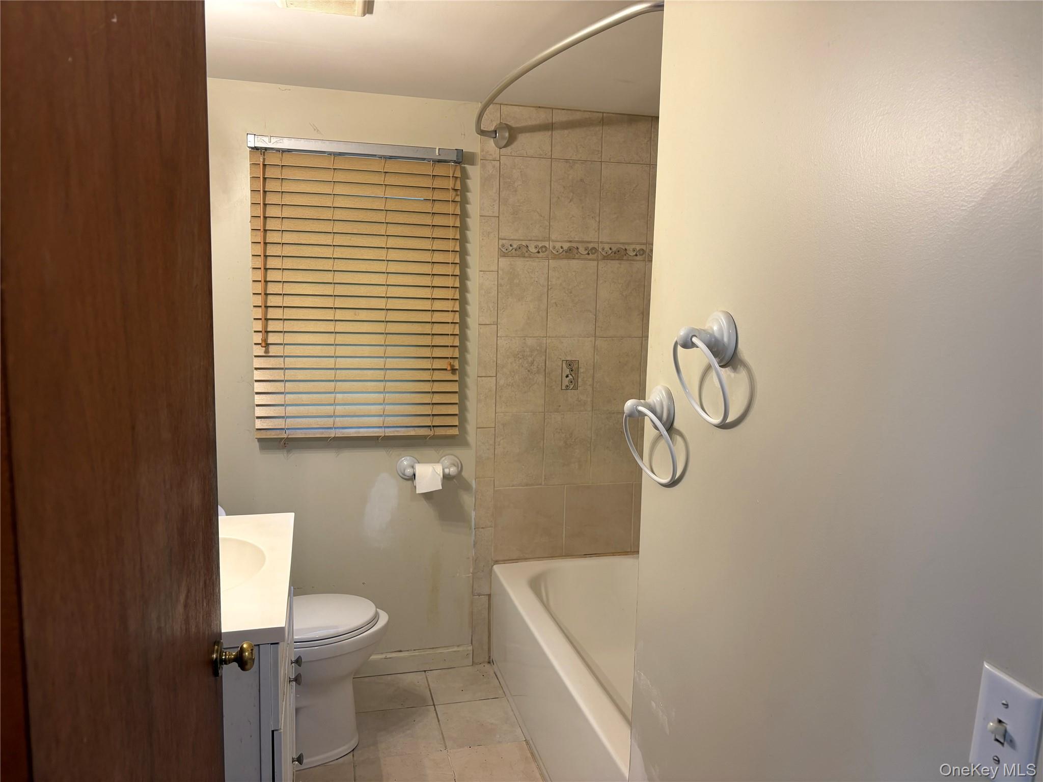 24 Maple Street Property Photo 5