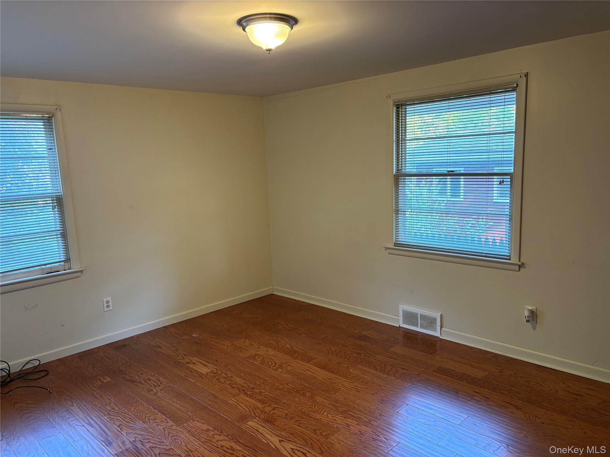 24 Maple Street Property Photo 6