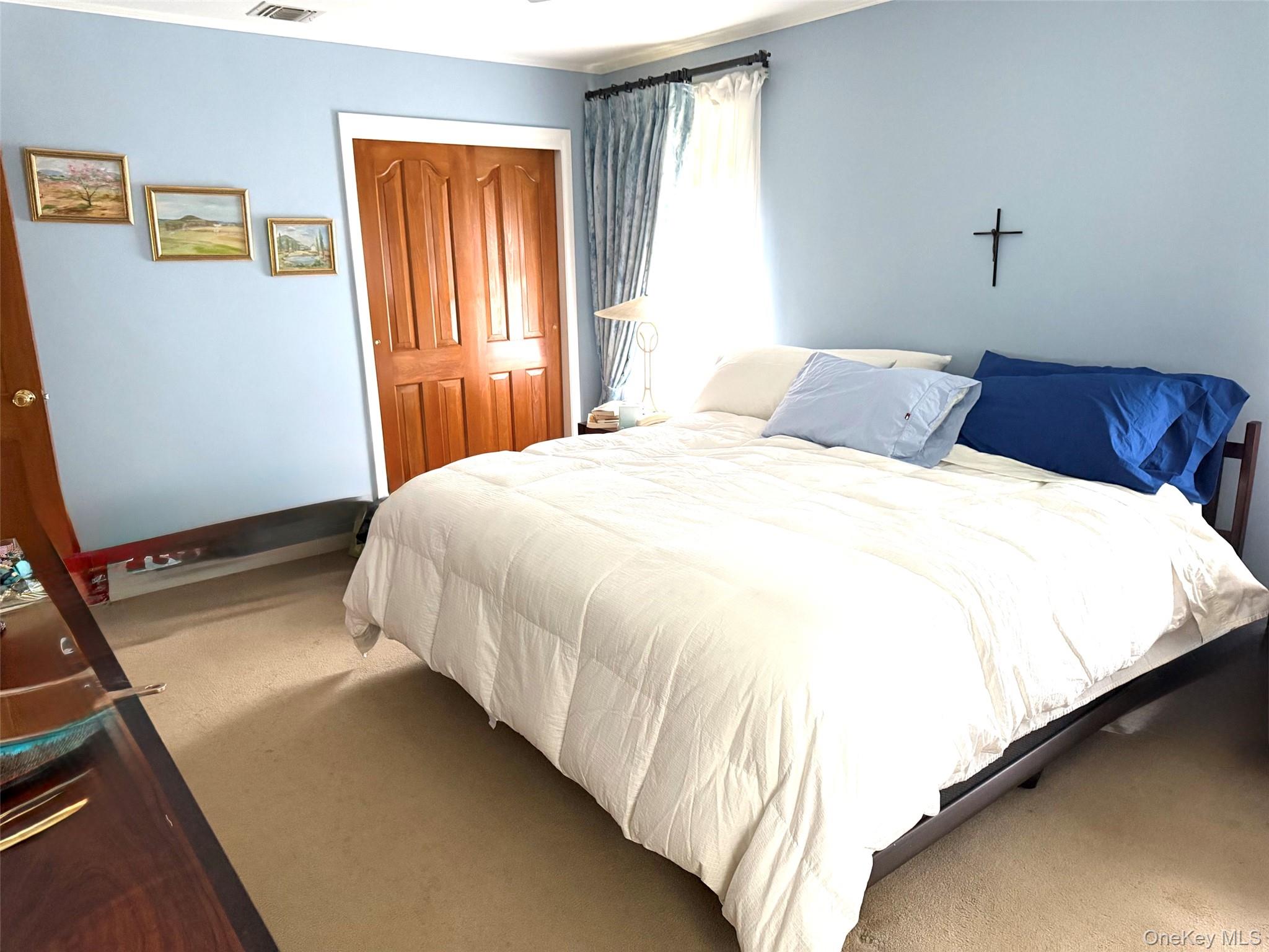 12 Robin Lane Property Photo 19