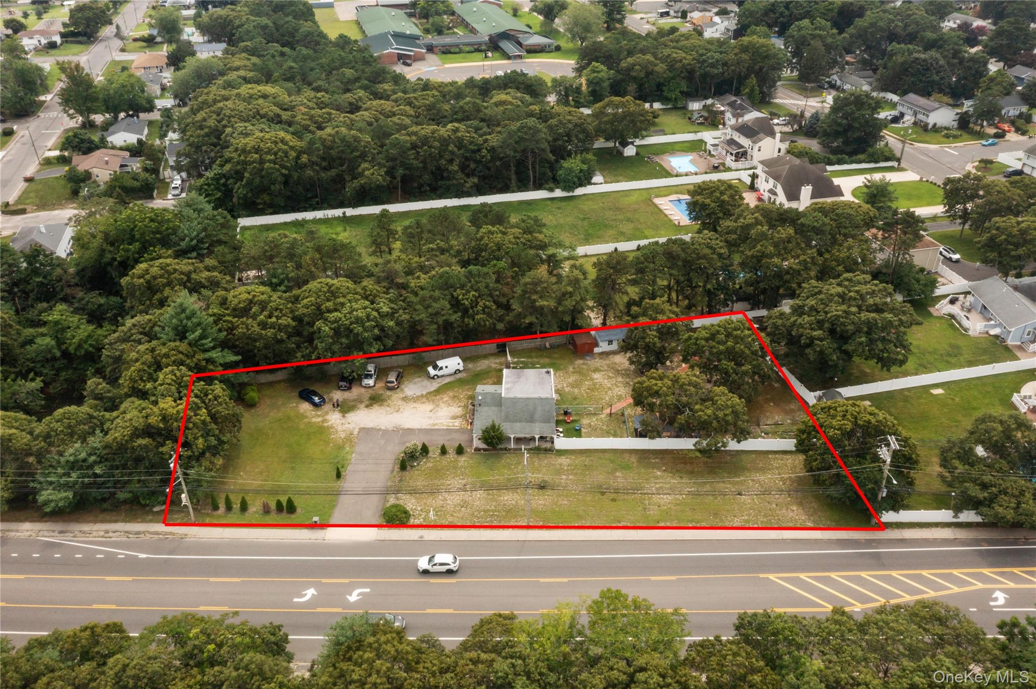 350 Hawkins Road Property Photo 2