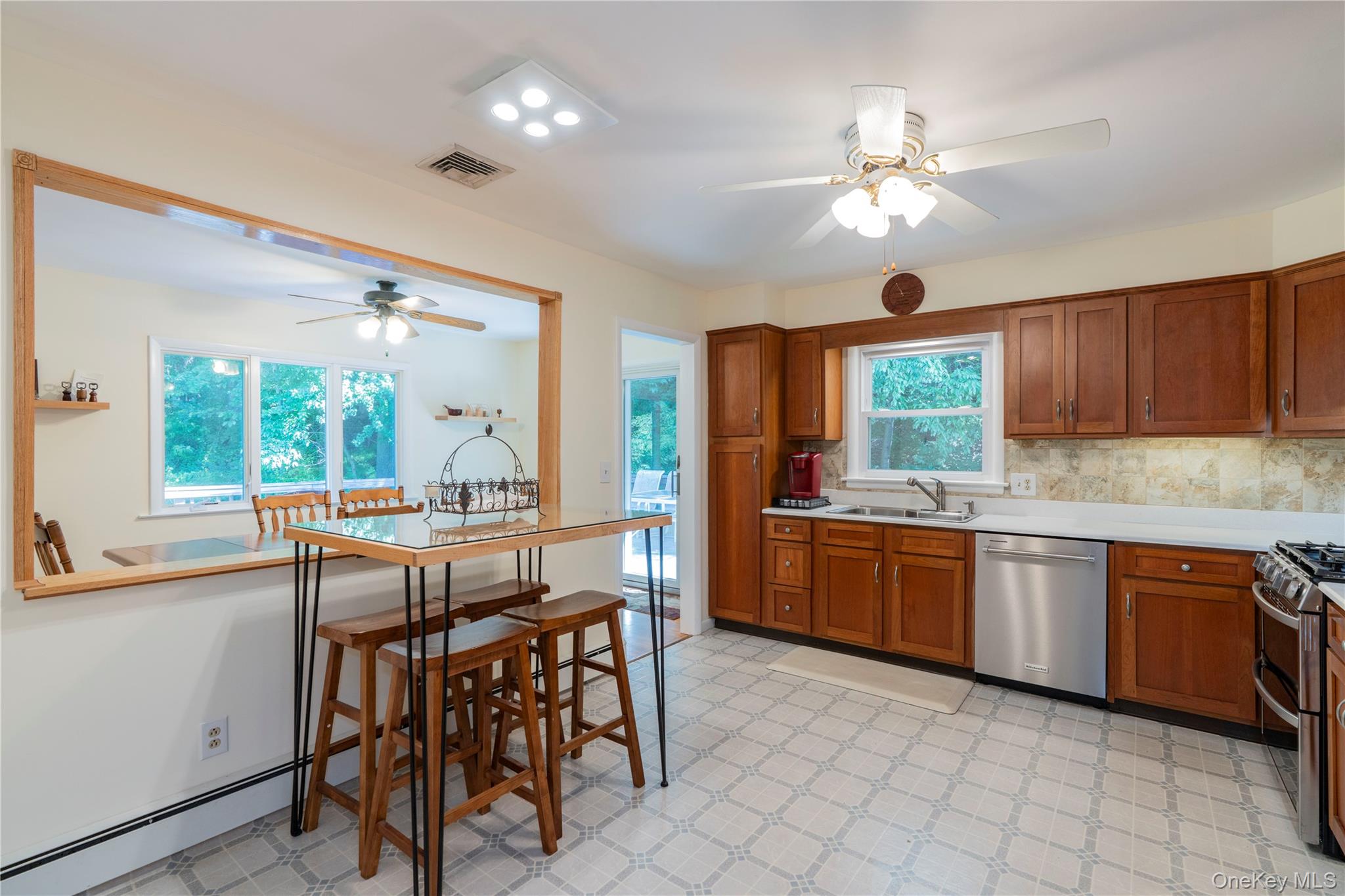 40 Bloomer Road Property Photo 8