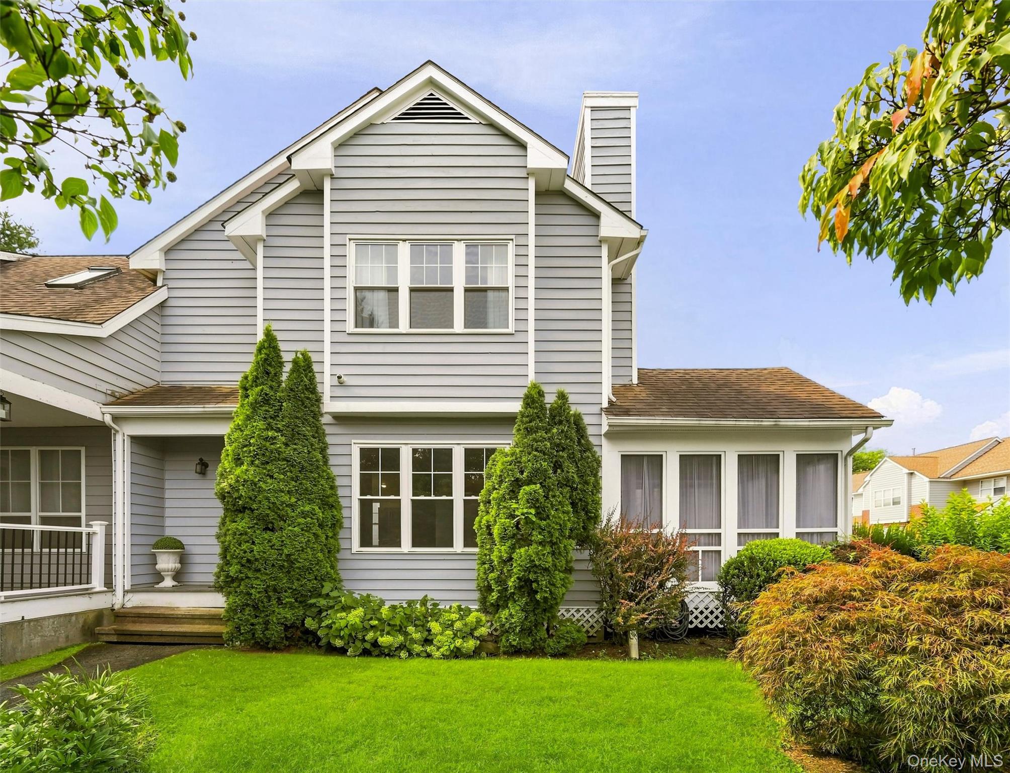 21 Taconic Street Property Photo 2