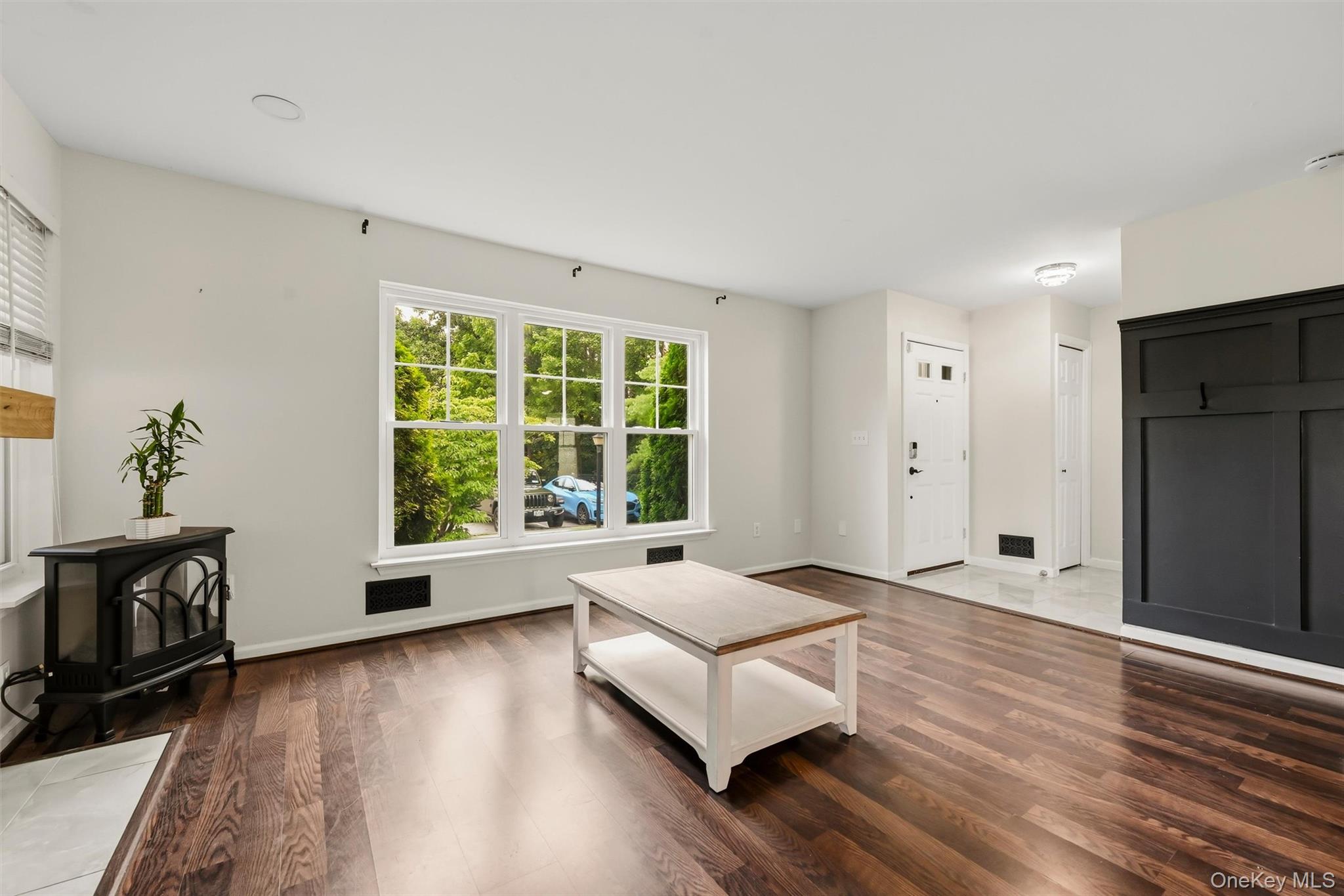 21 Taconic Street Property Photo 7