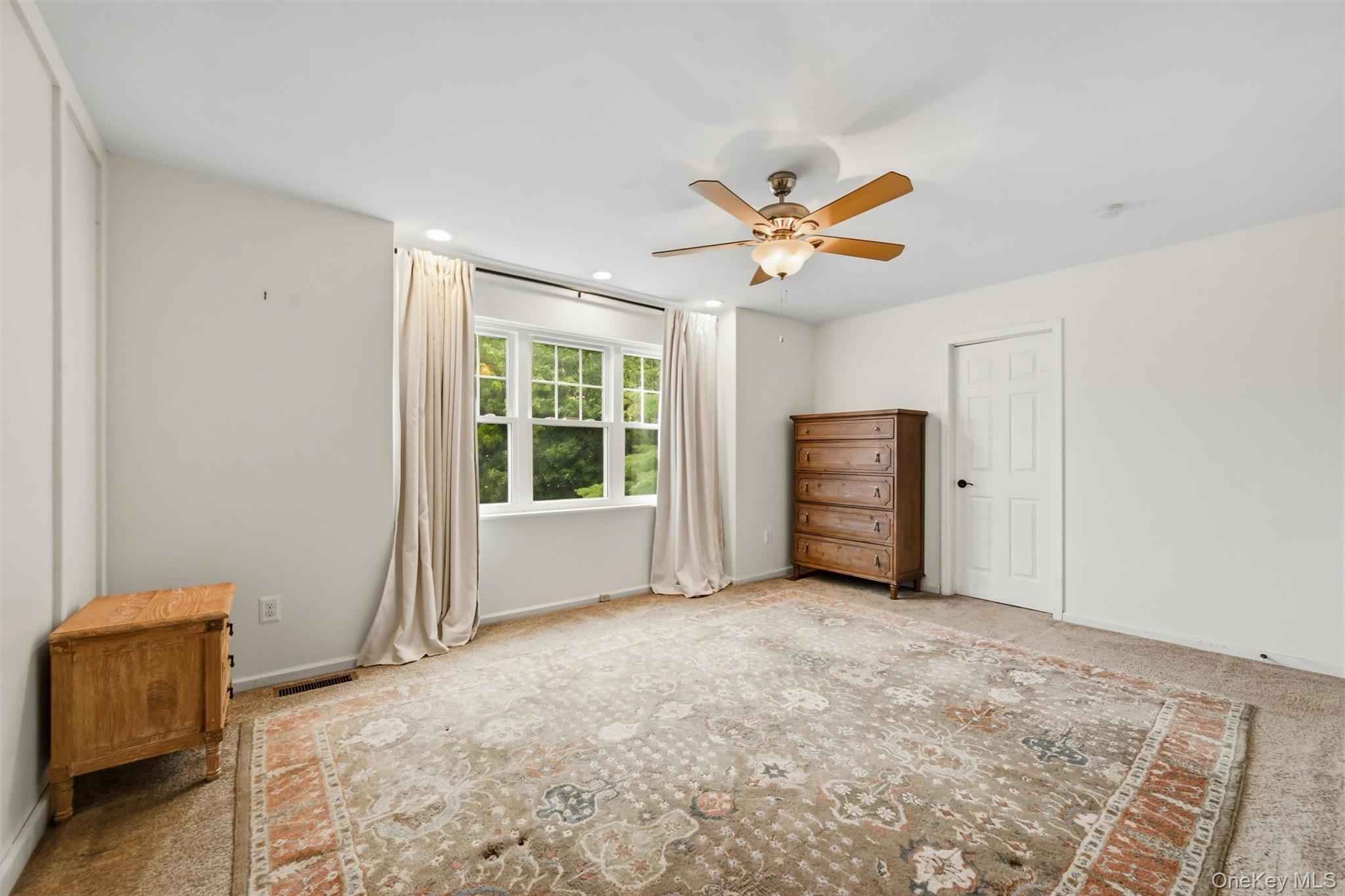 21 Taconic Street Property Photo 19