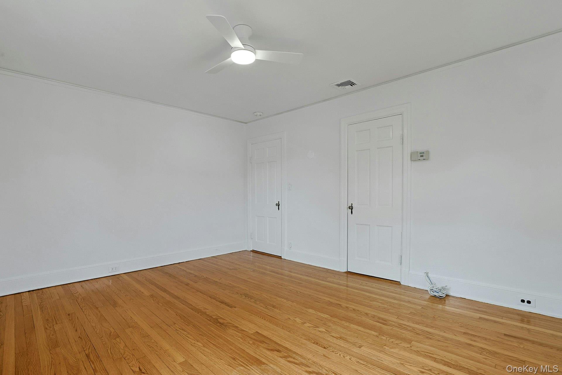 54 Bowman Avenue Property Photo 23