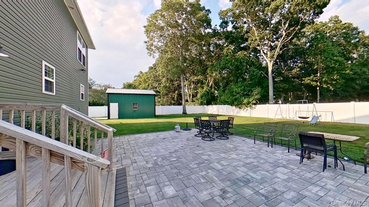 43 Linden Lane Property Photo 4