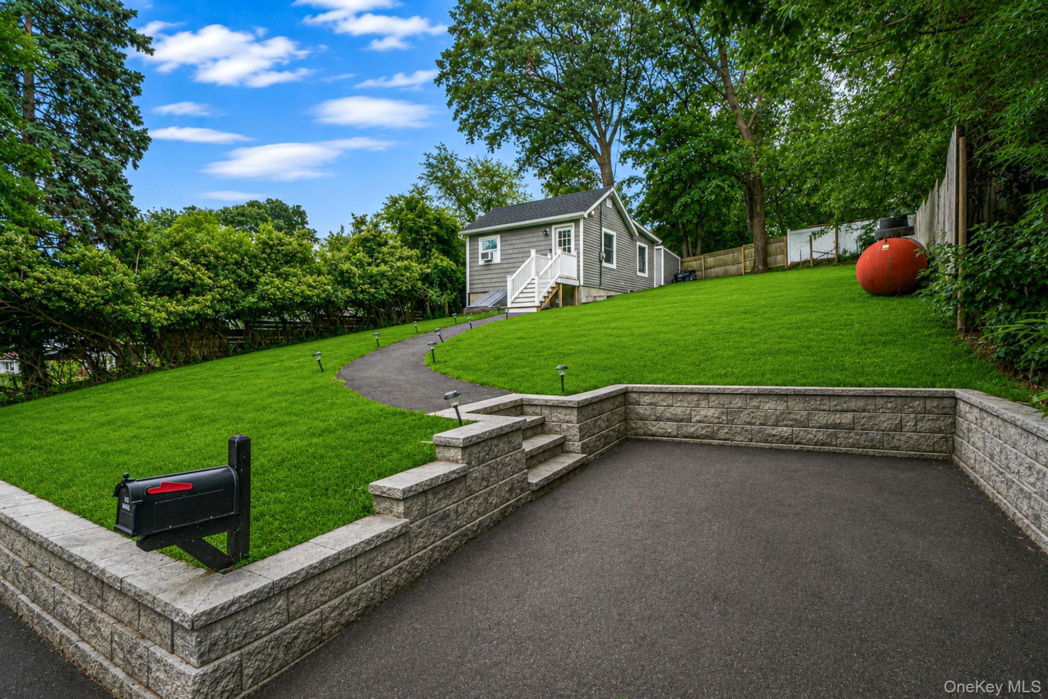 18 Port Jefferson Road Property Photo 1