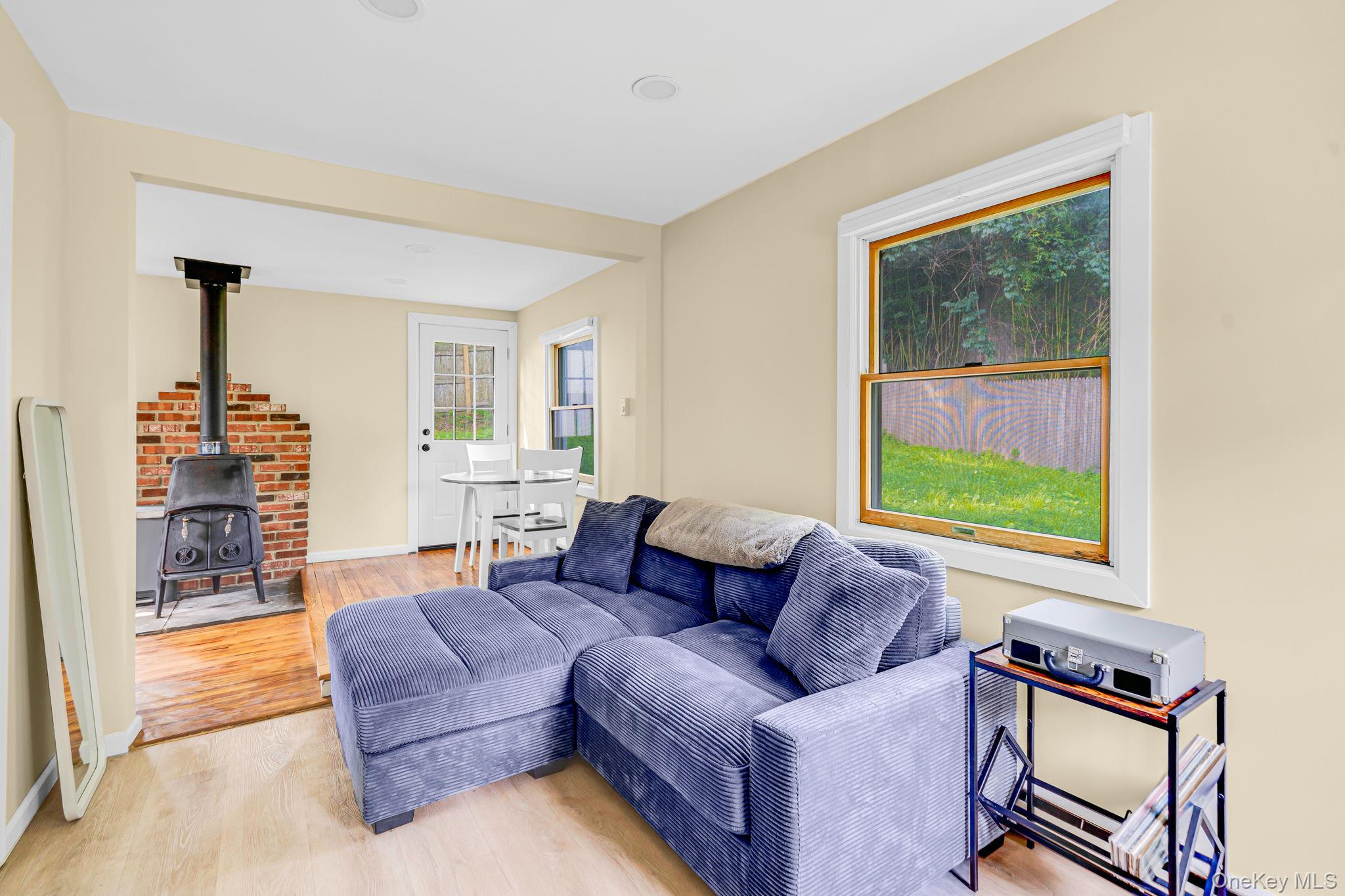 18 Port Jefferson Road Property Photo 5