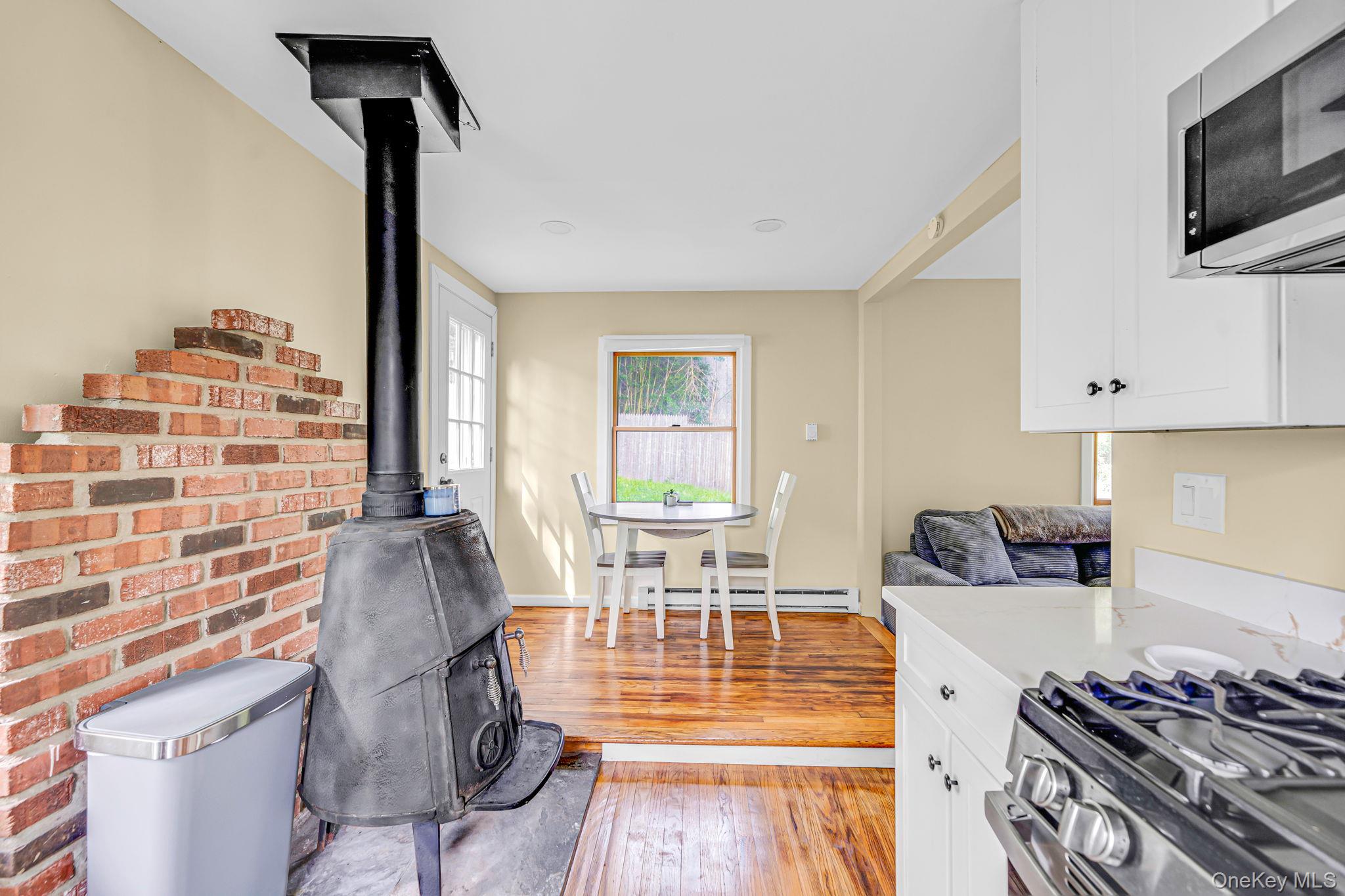 18 Port Jefferson Road Property Photo 6