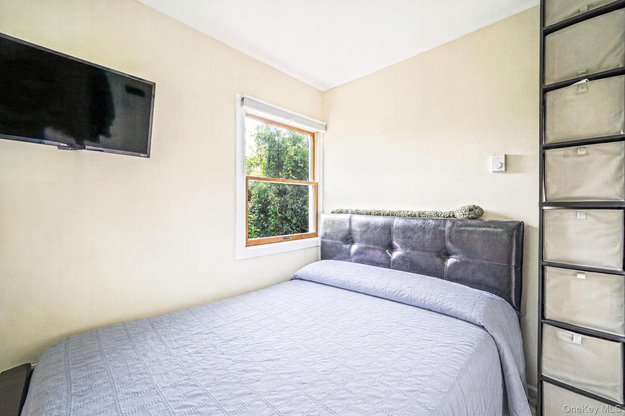 18 Port Jefferson Road Property Photo 10