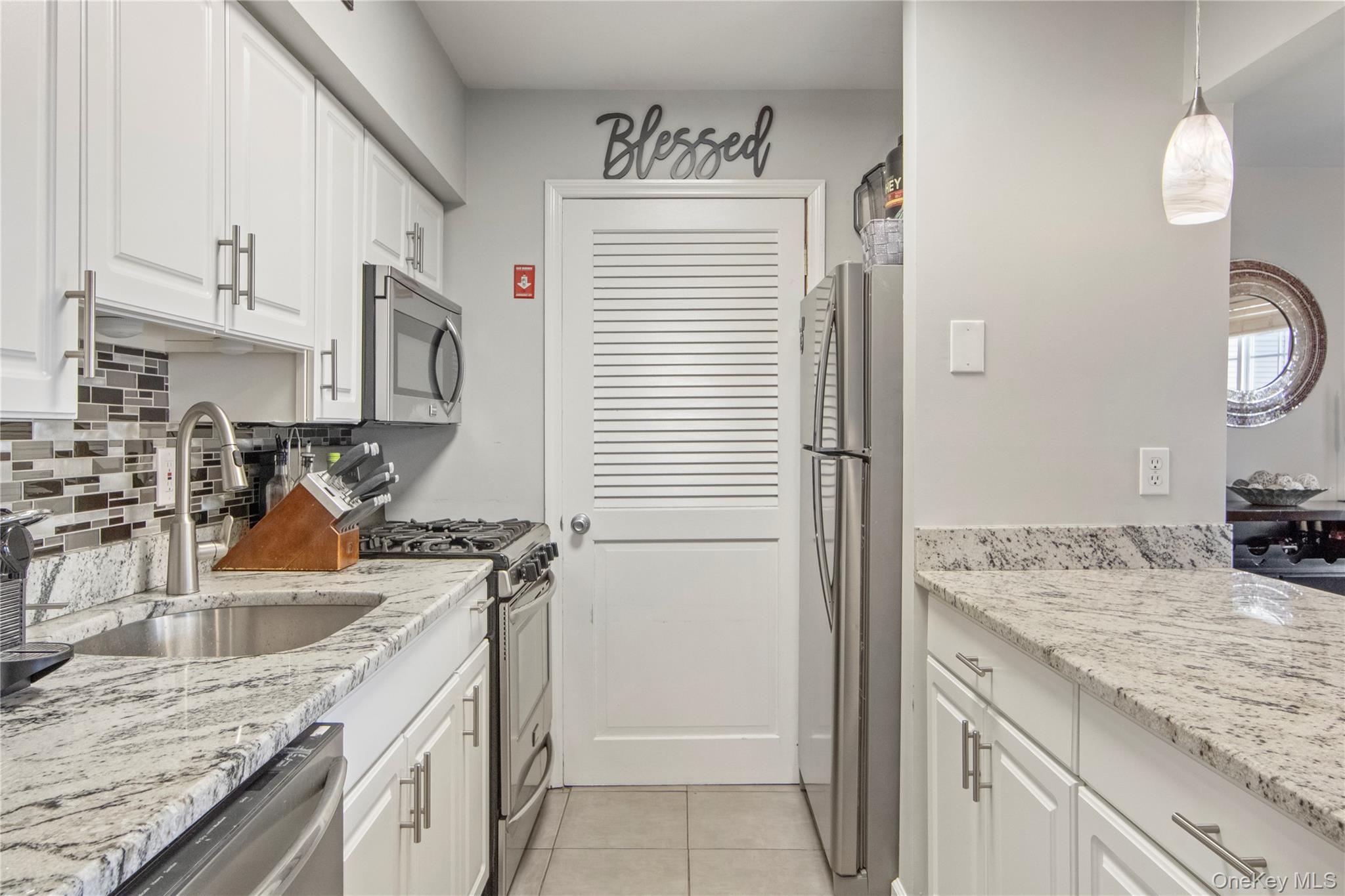 1009 Washington Green Property Photo 11