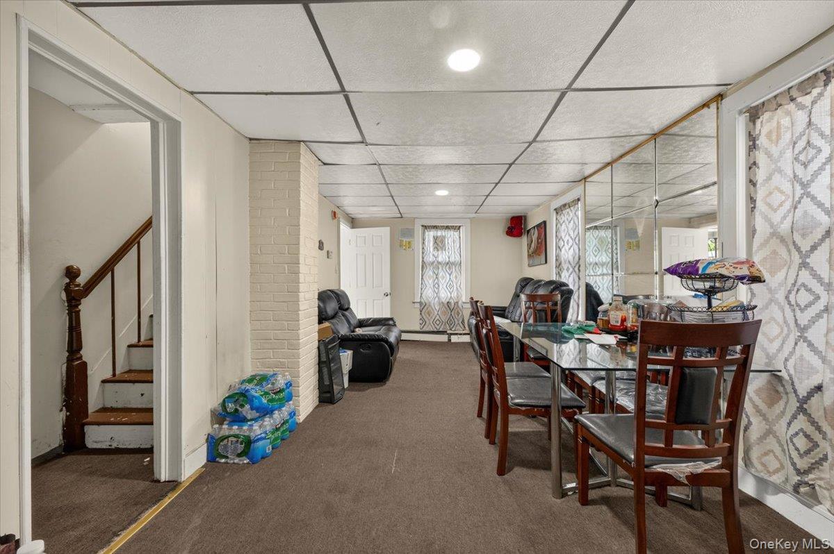 101 W 11th Street Property Photo 5
