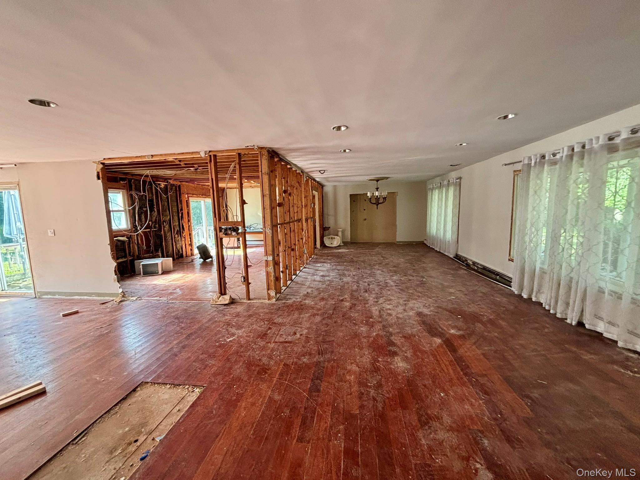 14 New Street Property Photo 7