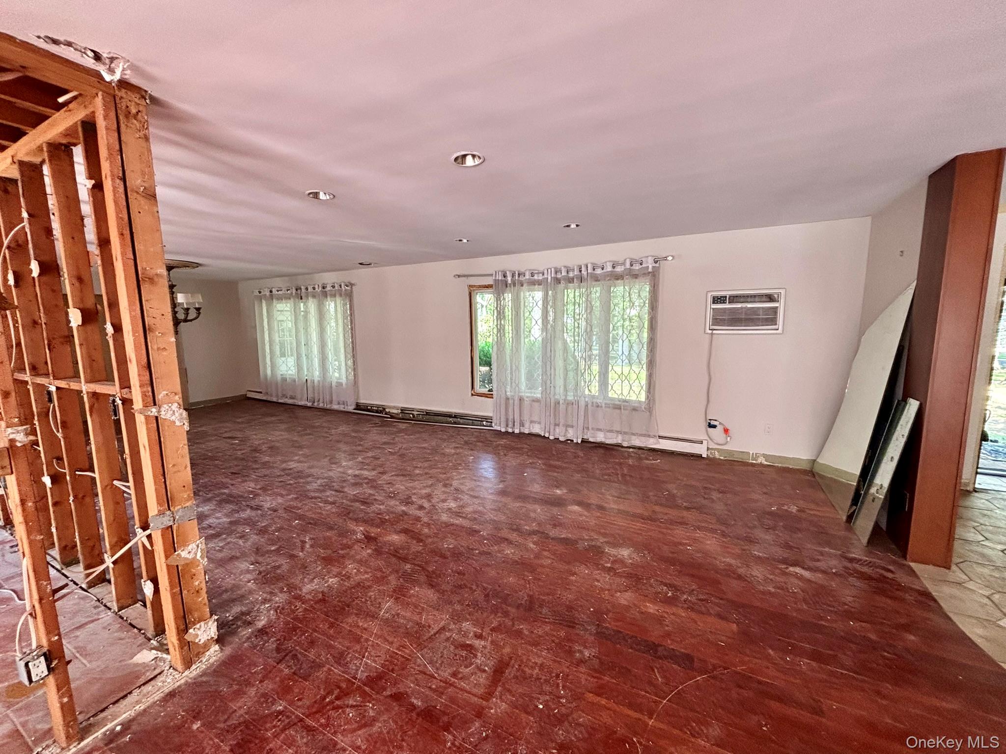 14 New Street Property Photo 8