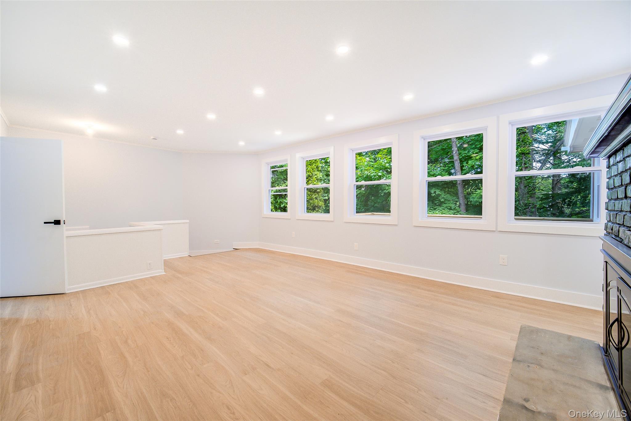 219 Benedict Road Property Photo 8