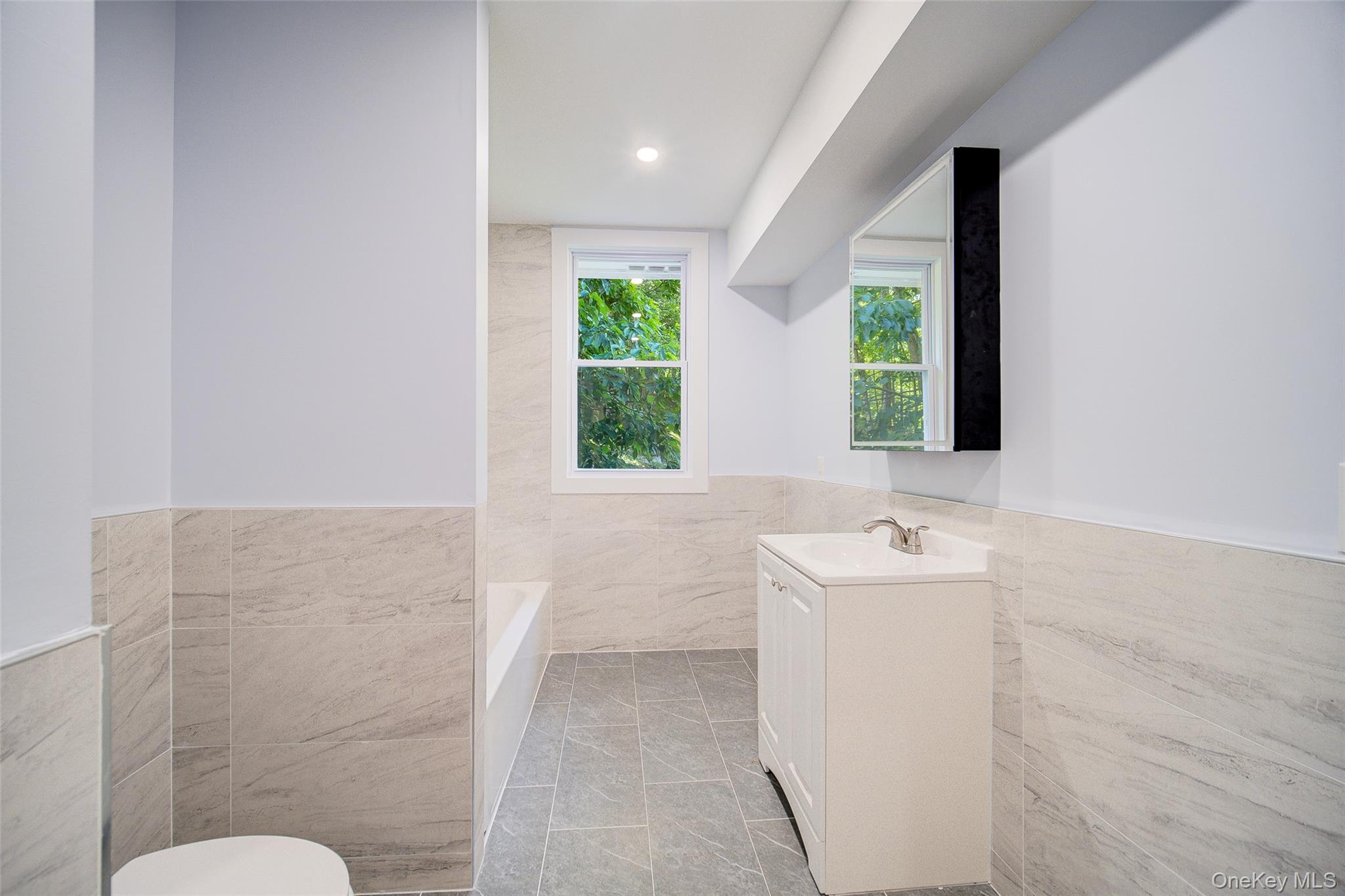 219 Benedict Road Property Photo 16