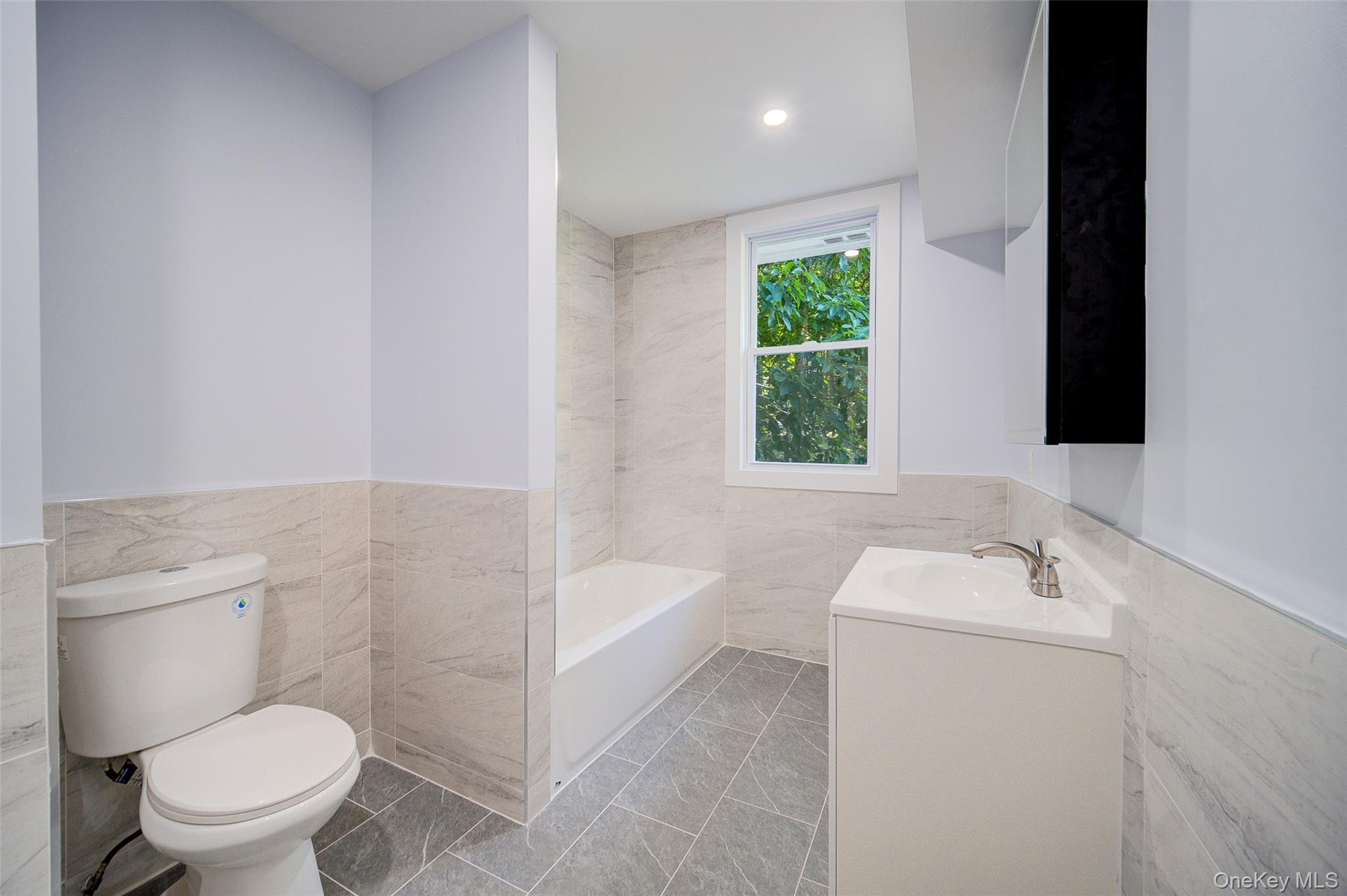 219 Benedict Road Property Photo 17
