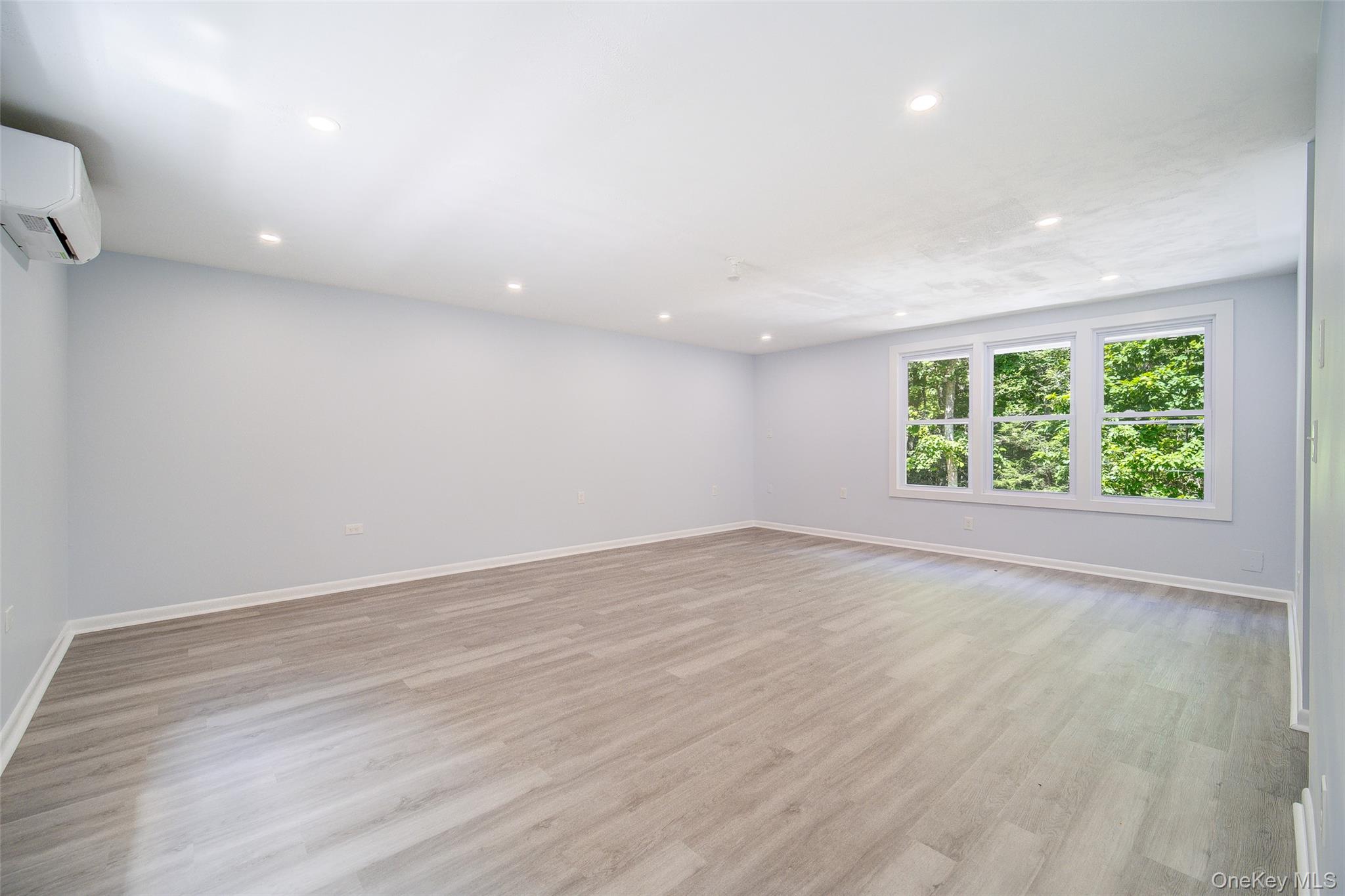 219 Benedict Road Property Photo 26
