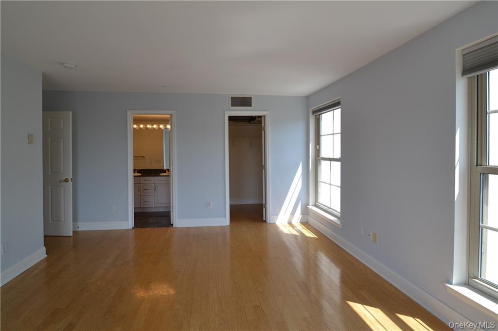 318 Harbor Cove 318 Property Photo 11