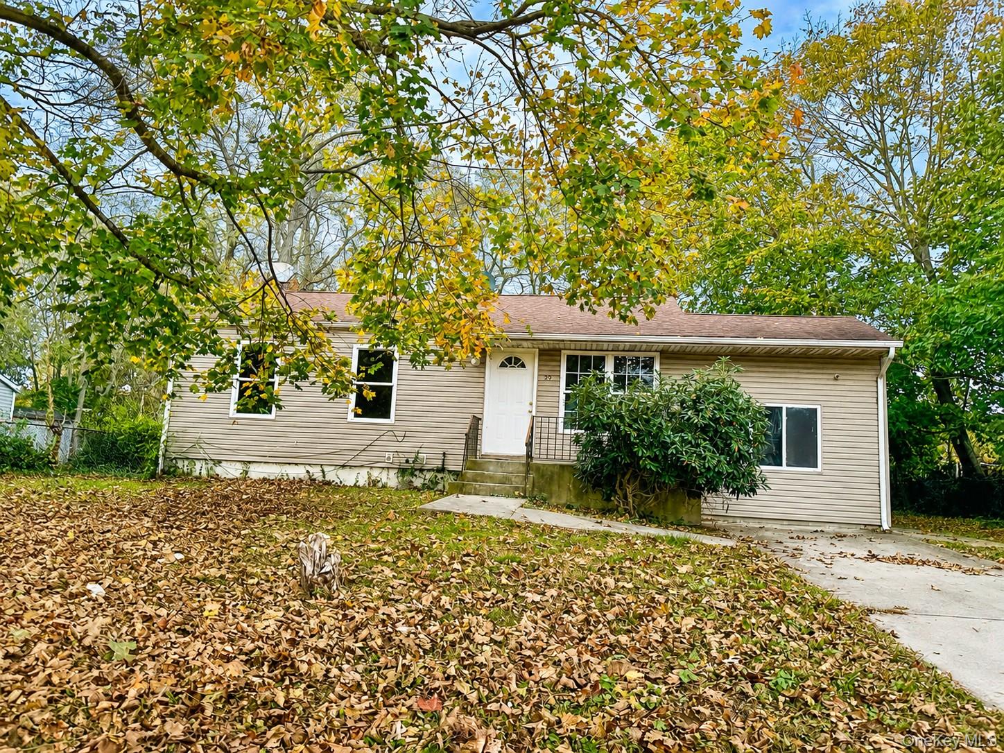 29 Pace Avenue Property Photo 1