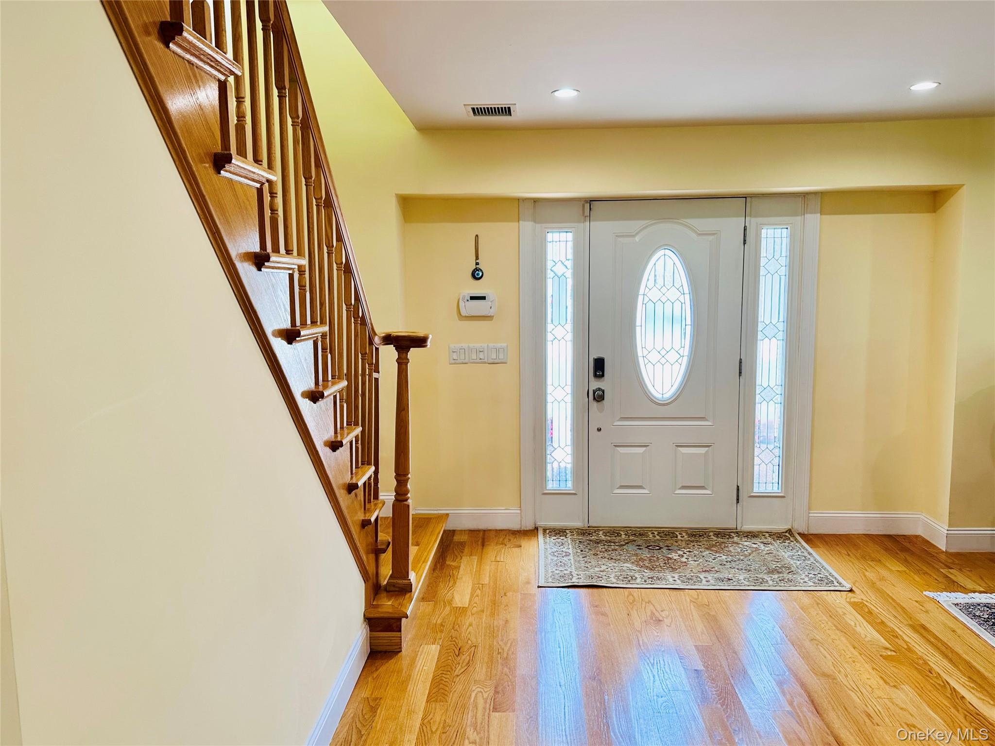 626 W Wyngate Drive Property Photo 9