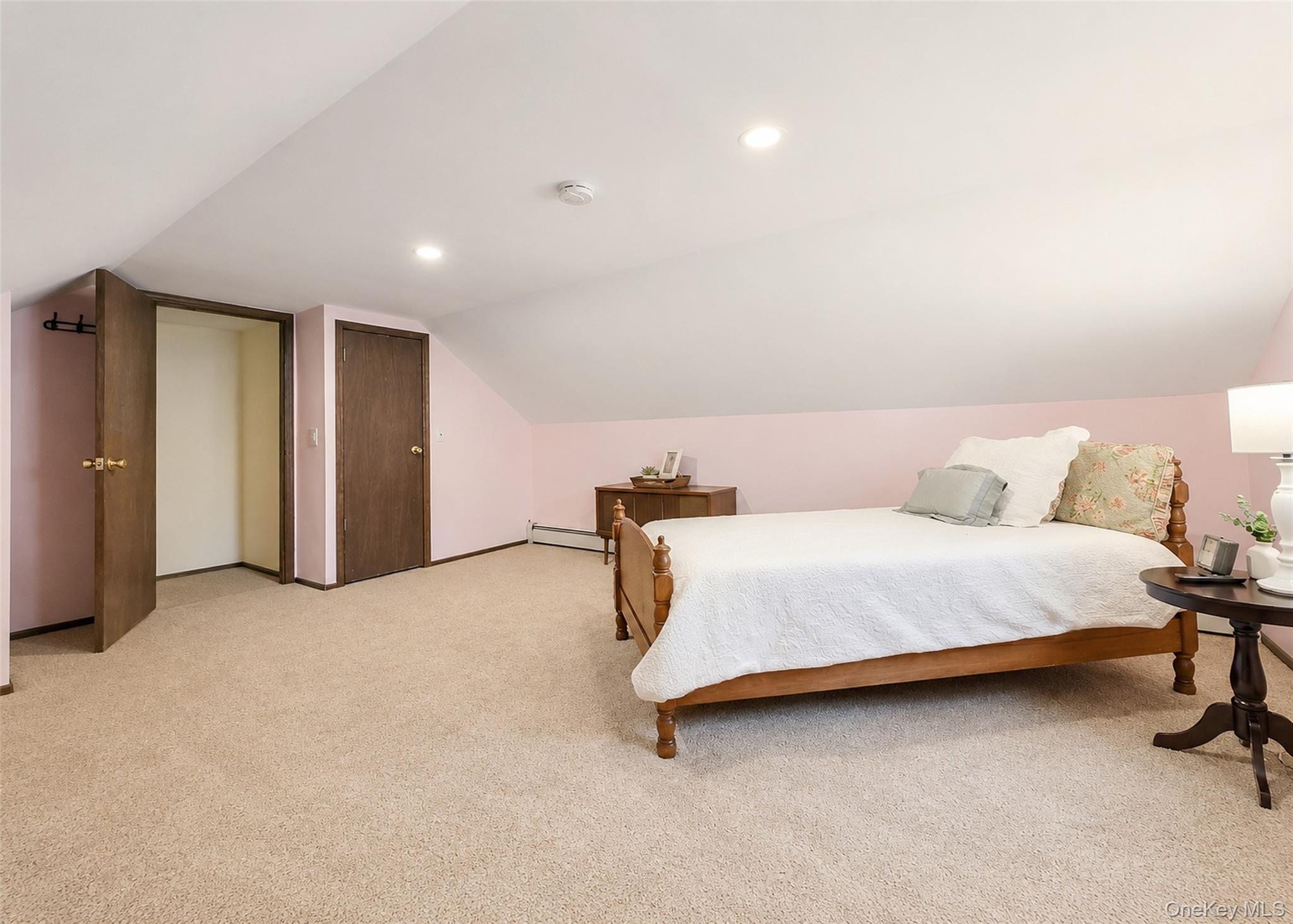 127 Cherry Avenue Property Photo 17