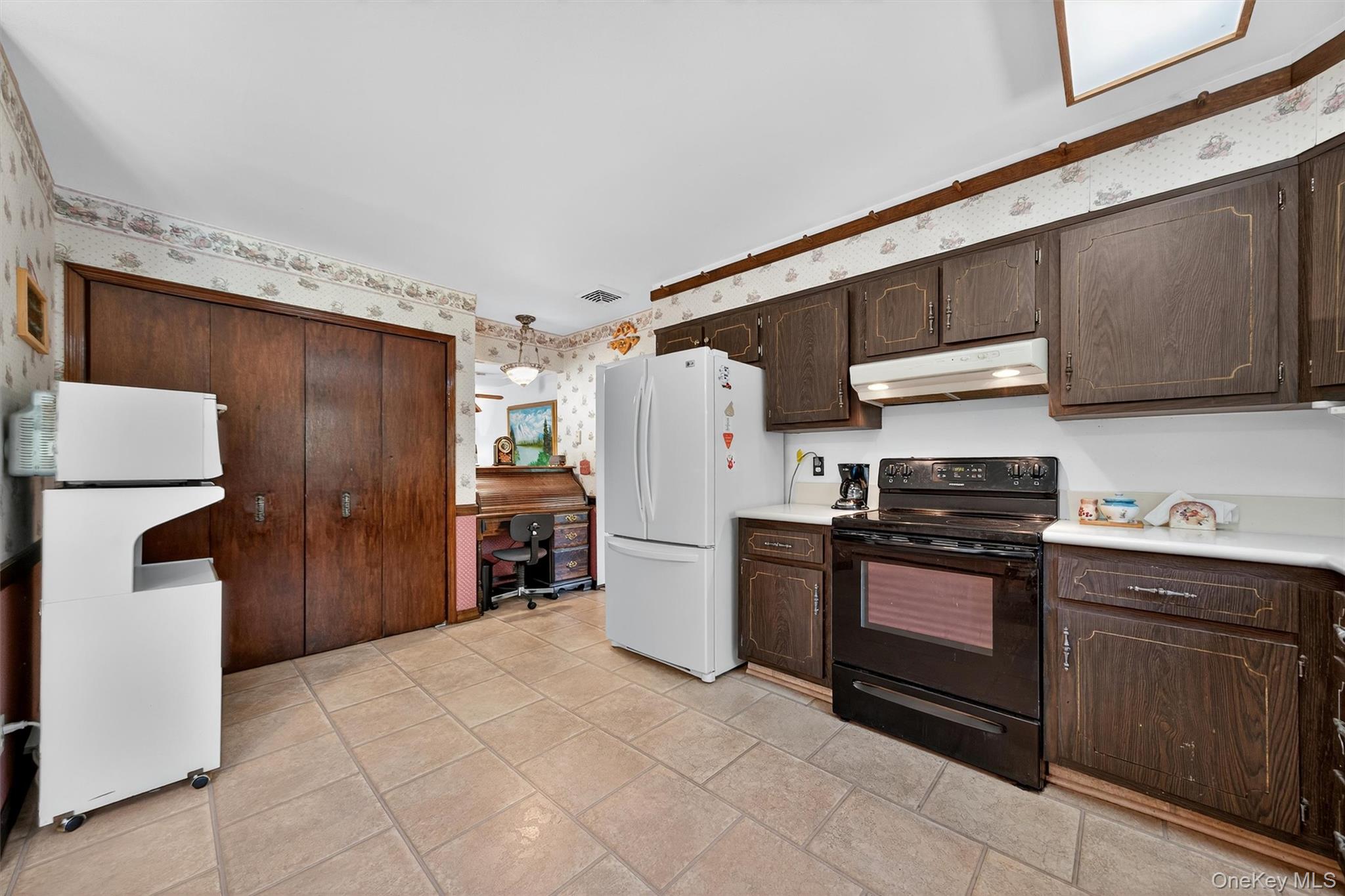 351 Ski Run Road Property Photo 2