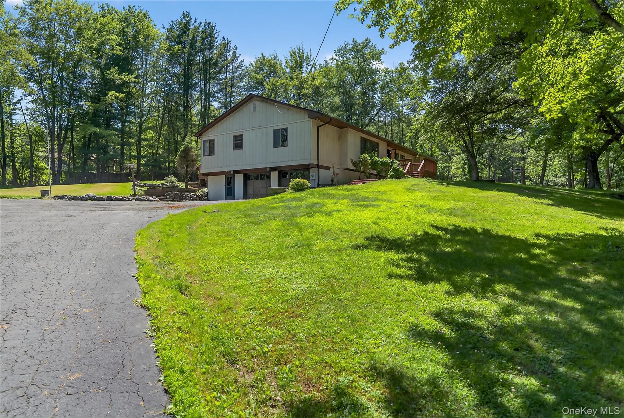 351 Ski Run Road Property Photo 6