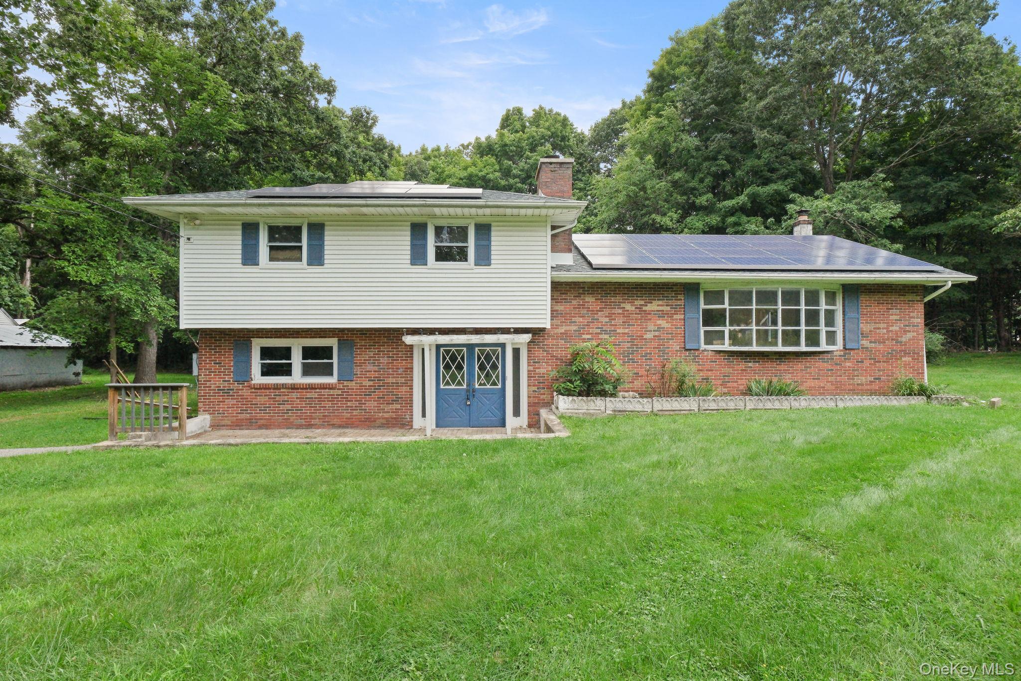 10 Creeden Drive Property Photo 1