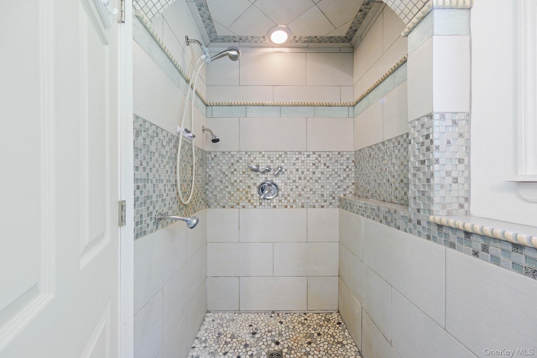 10 Creeden Drive Property Photo 12