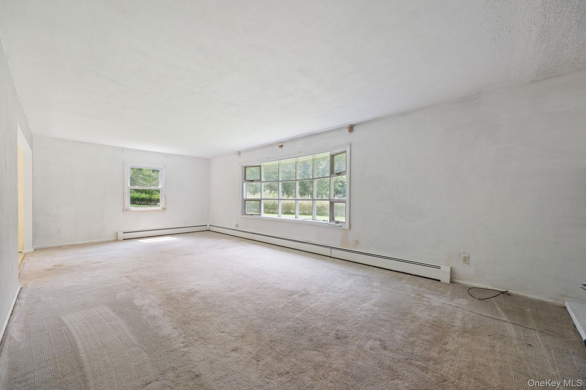 10 Creeden Drive Property Photo 24