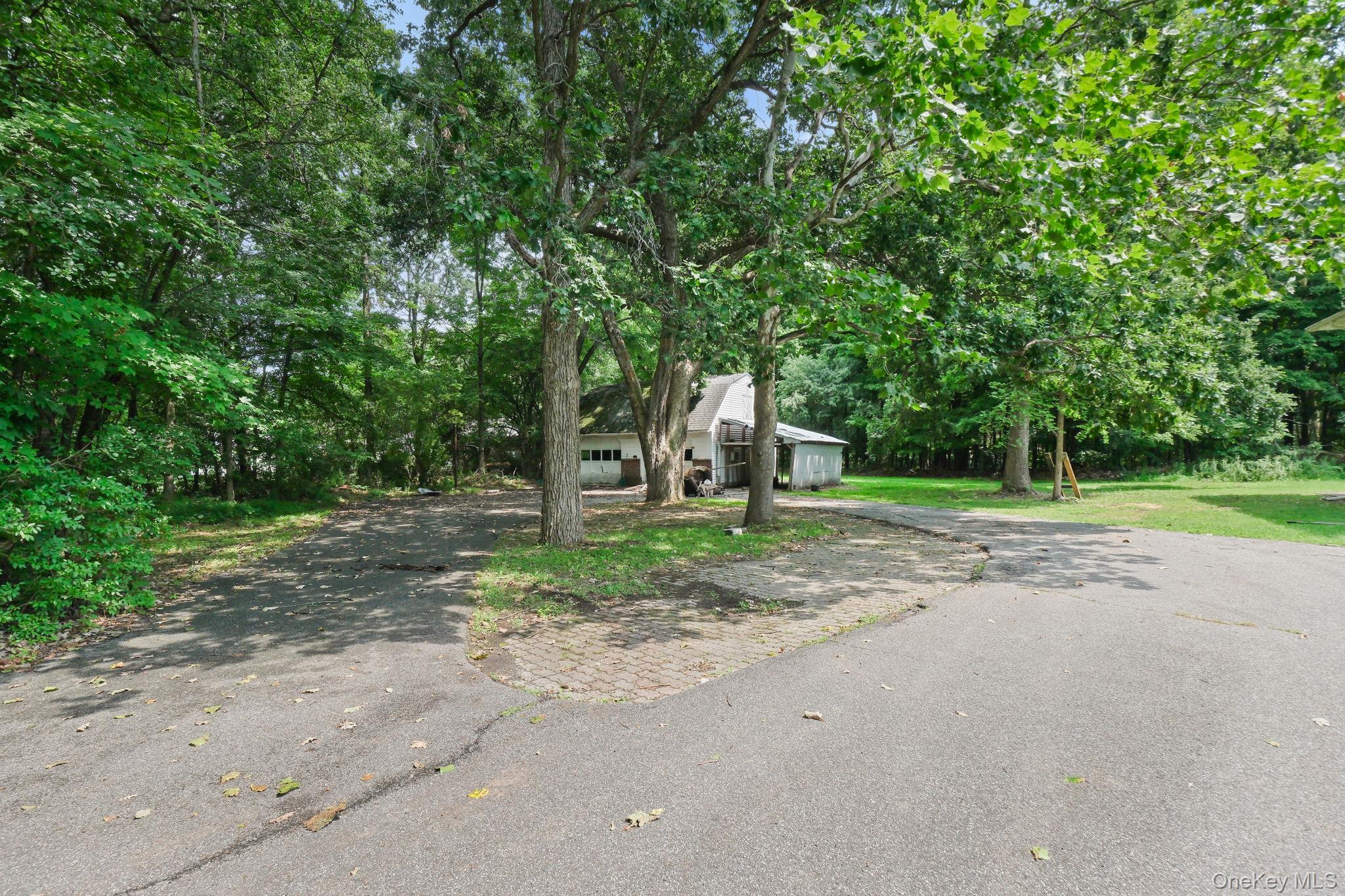 10 Creeden Drive Property Photo 34