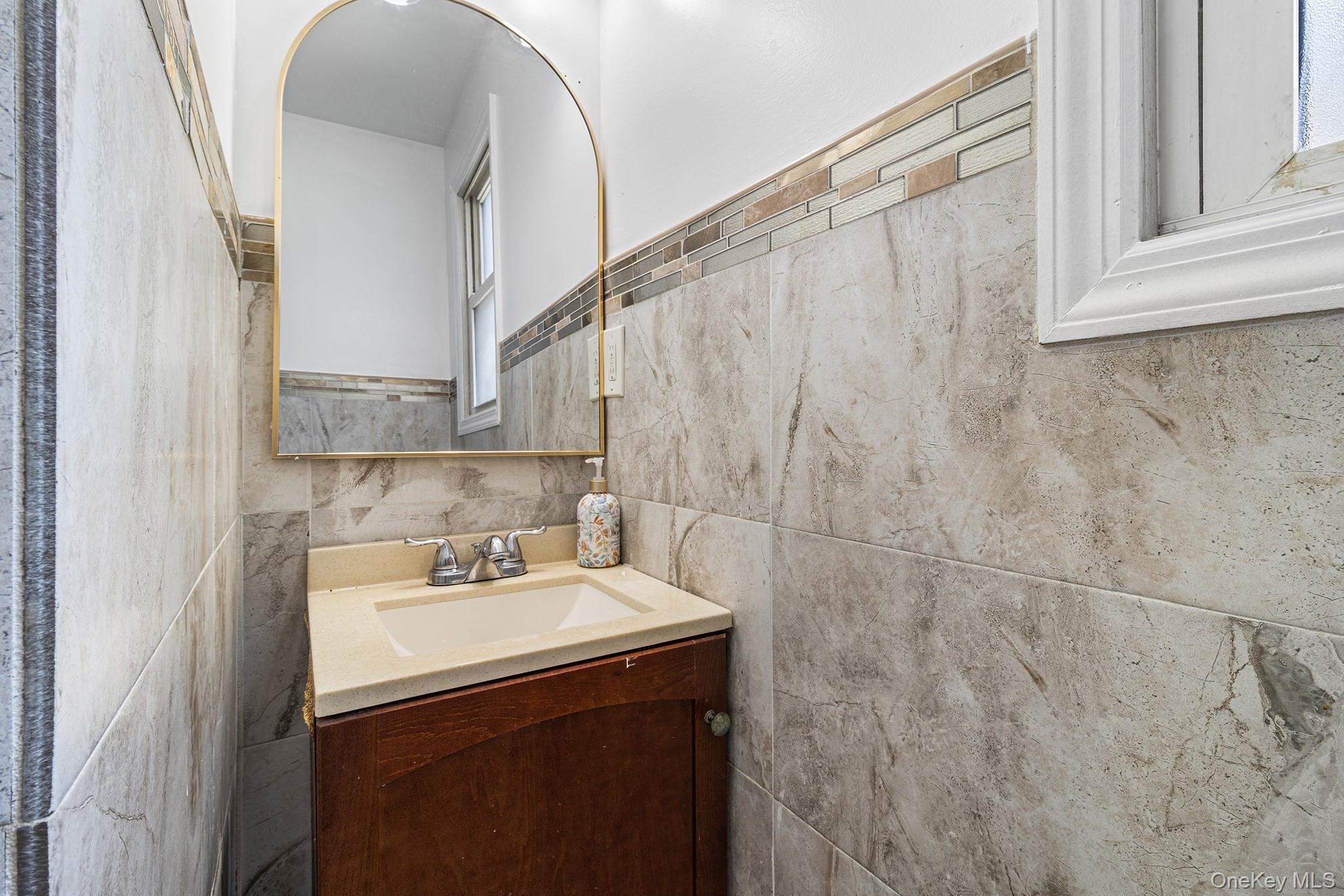 129 Lawson Street Property Photo 14
