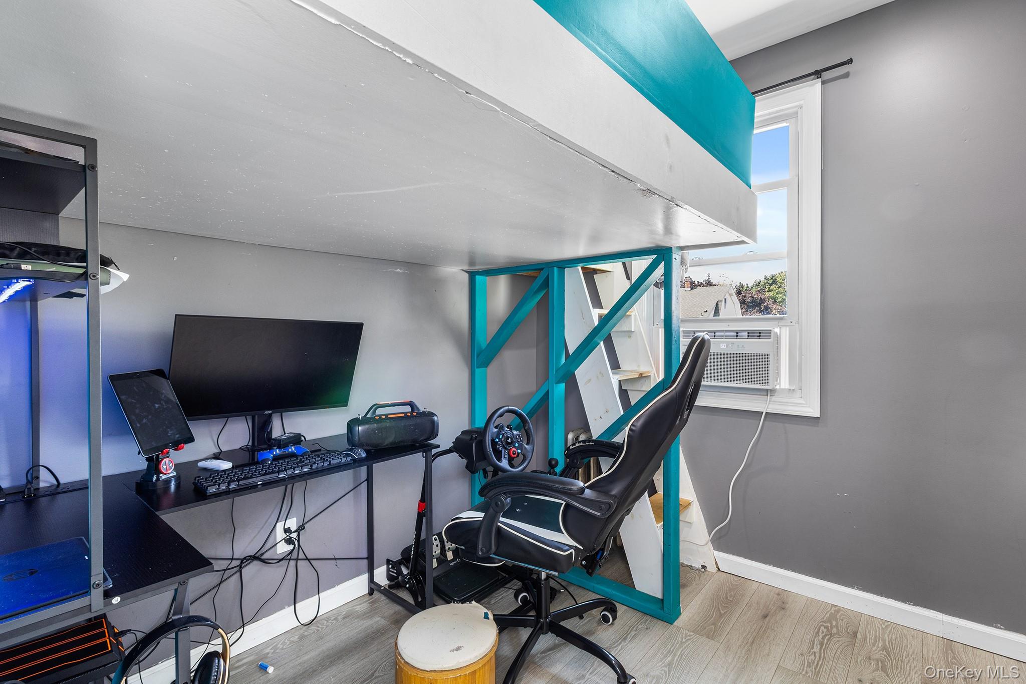 129 Lawson Street Property Photo 15