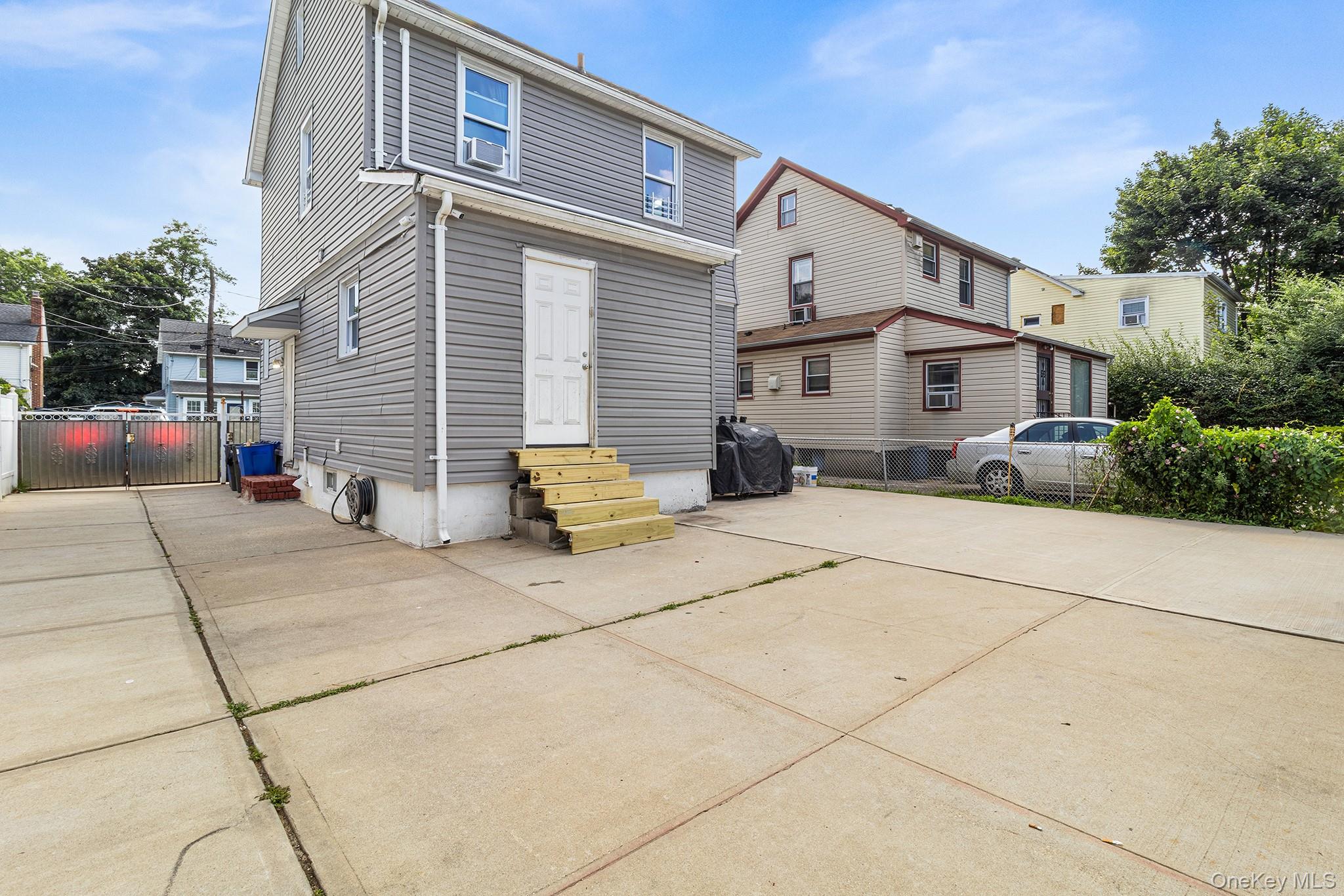 129 Lawson Street Property Photo 19
