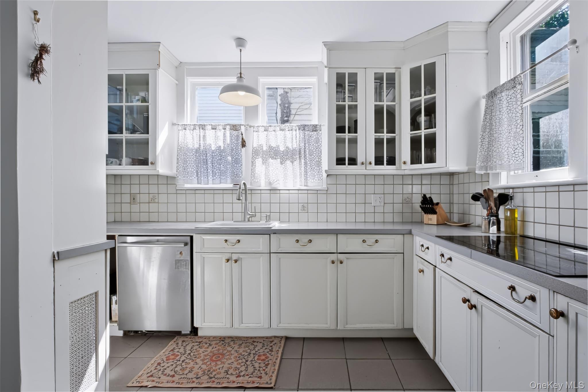 69 Montgomery Street Property Photo 14