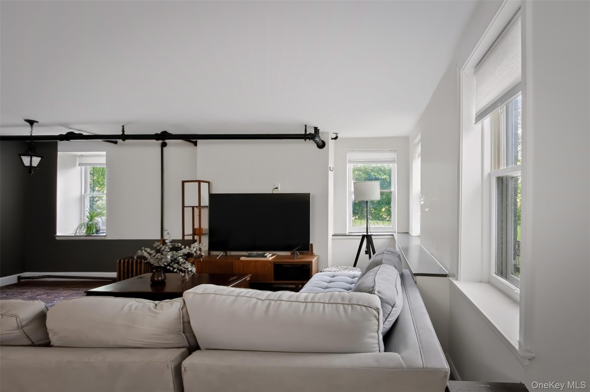 69 Montgomery Street Property Photo 18