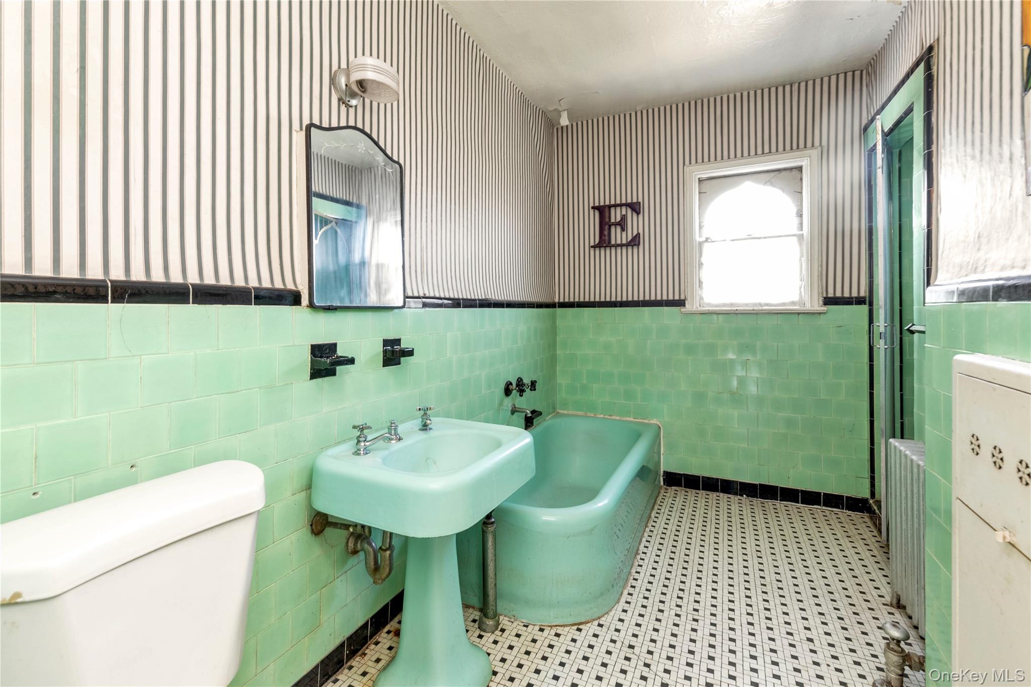 30-12 90th Street Property Photo 16
