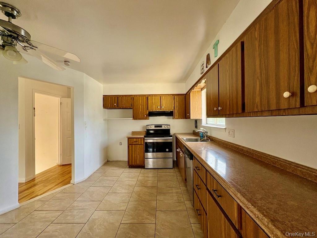 1038750 Property Photo 5