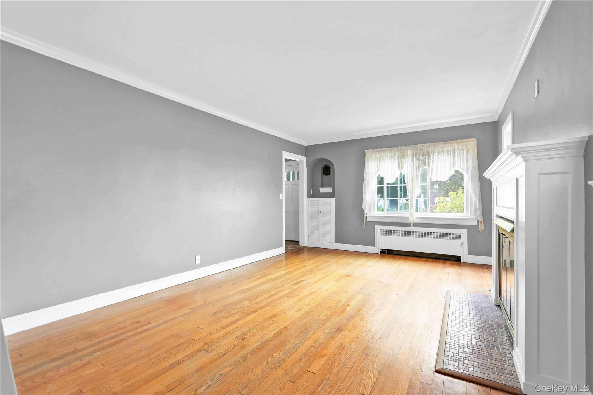 35 Mayfair Avenue Property Photo 5
