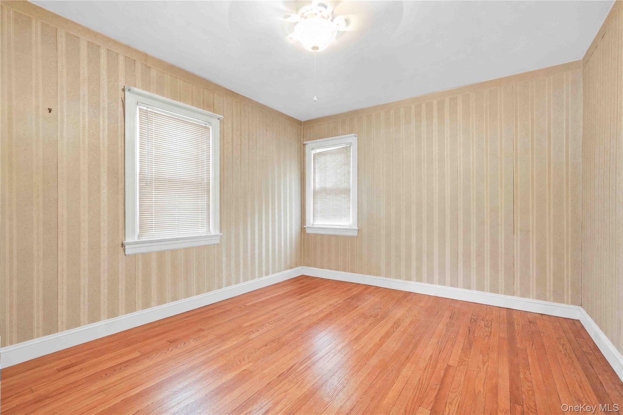 35 Mayfair Avenue Property Photo 7