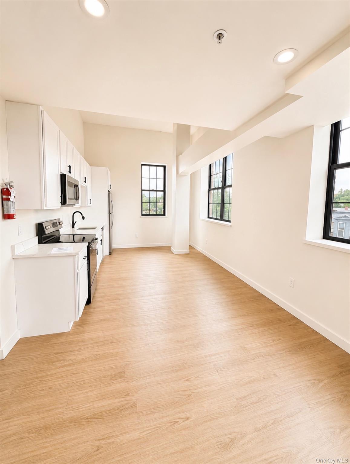 37 Academy 306 Property Photo 4