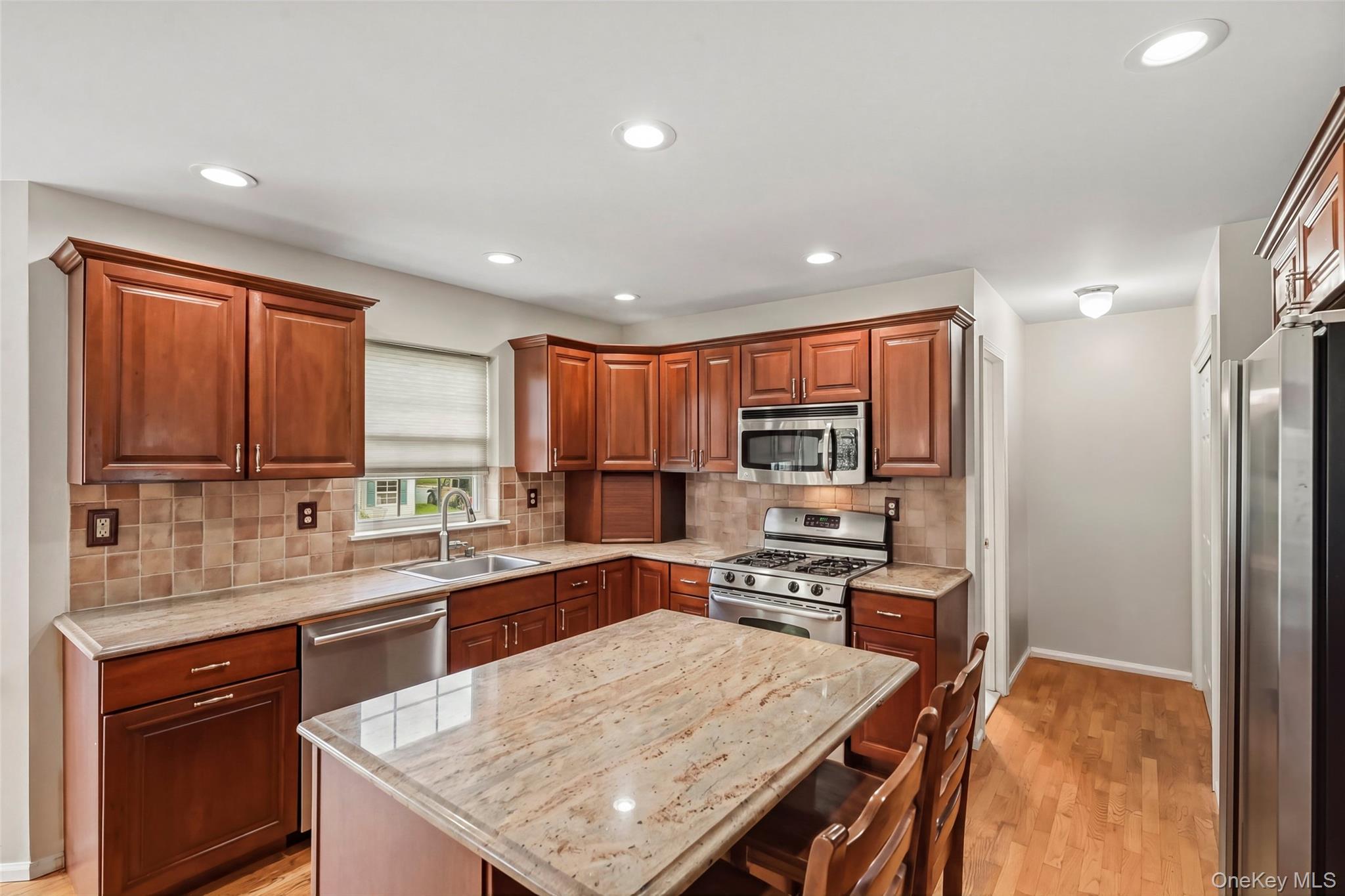 188 Creamery Pond Road Property Photo 10