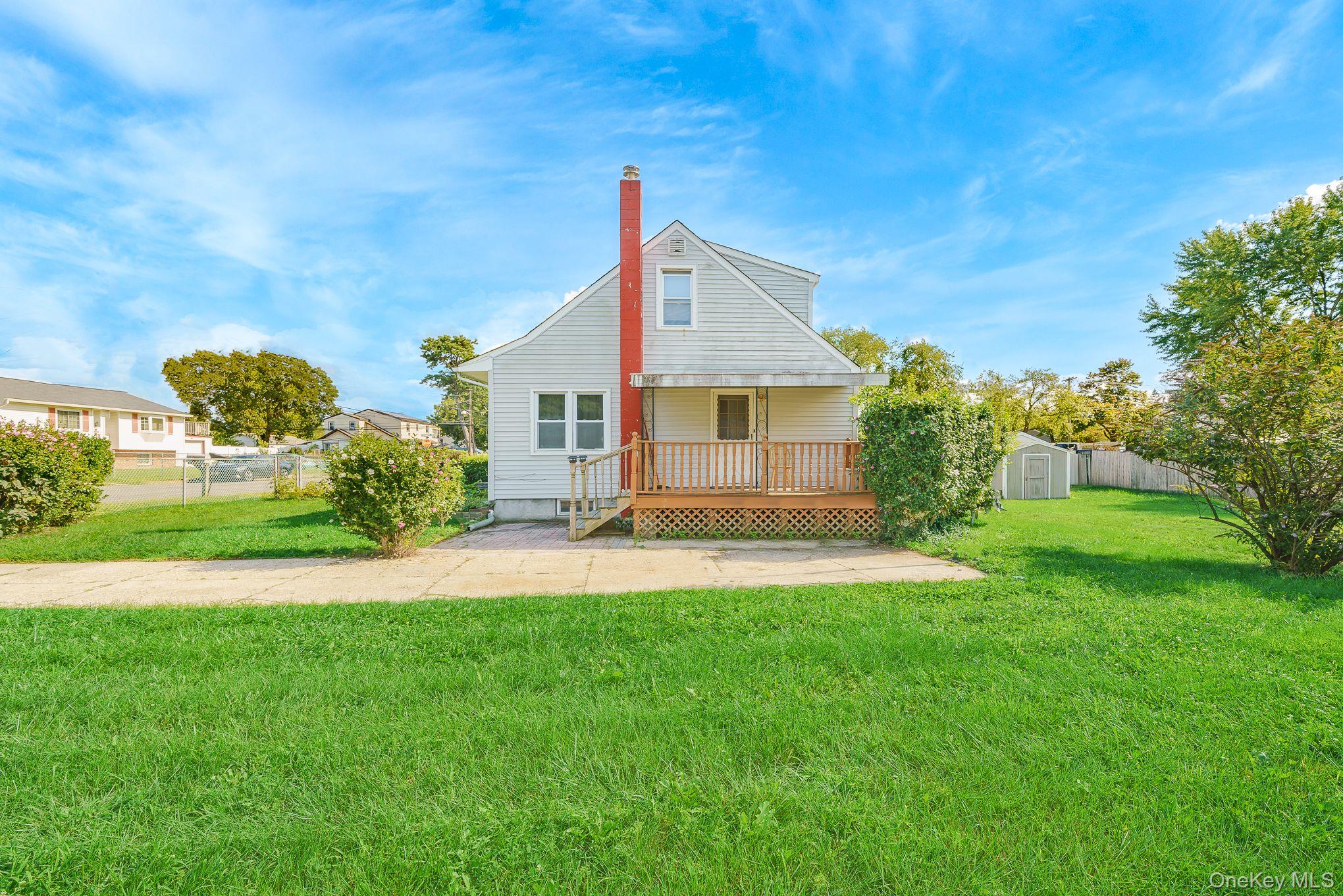 214 Root Avenue Property Photo 4