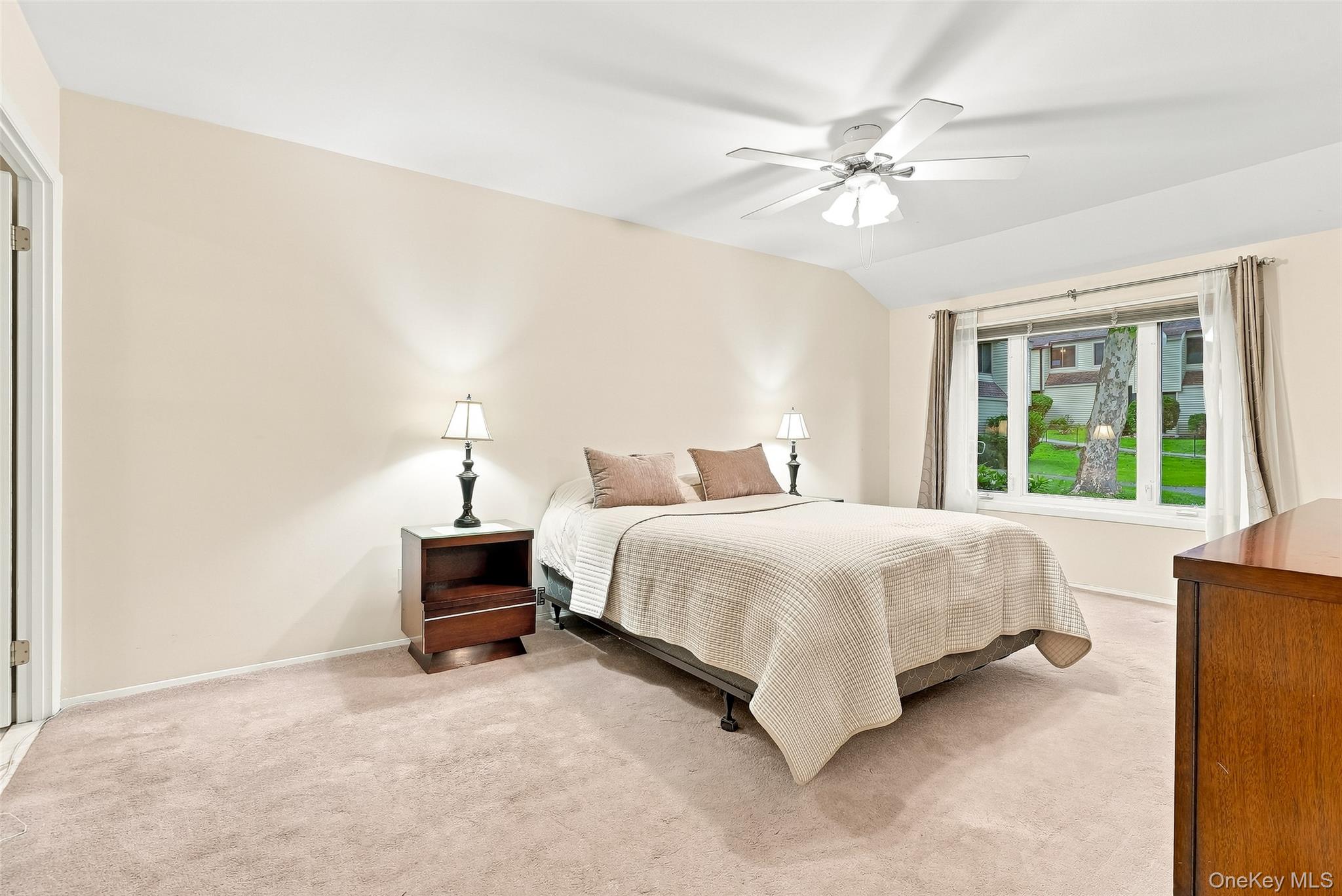 43 Jefferson Oval A Property Photo 18