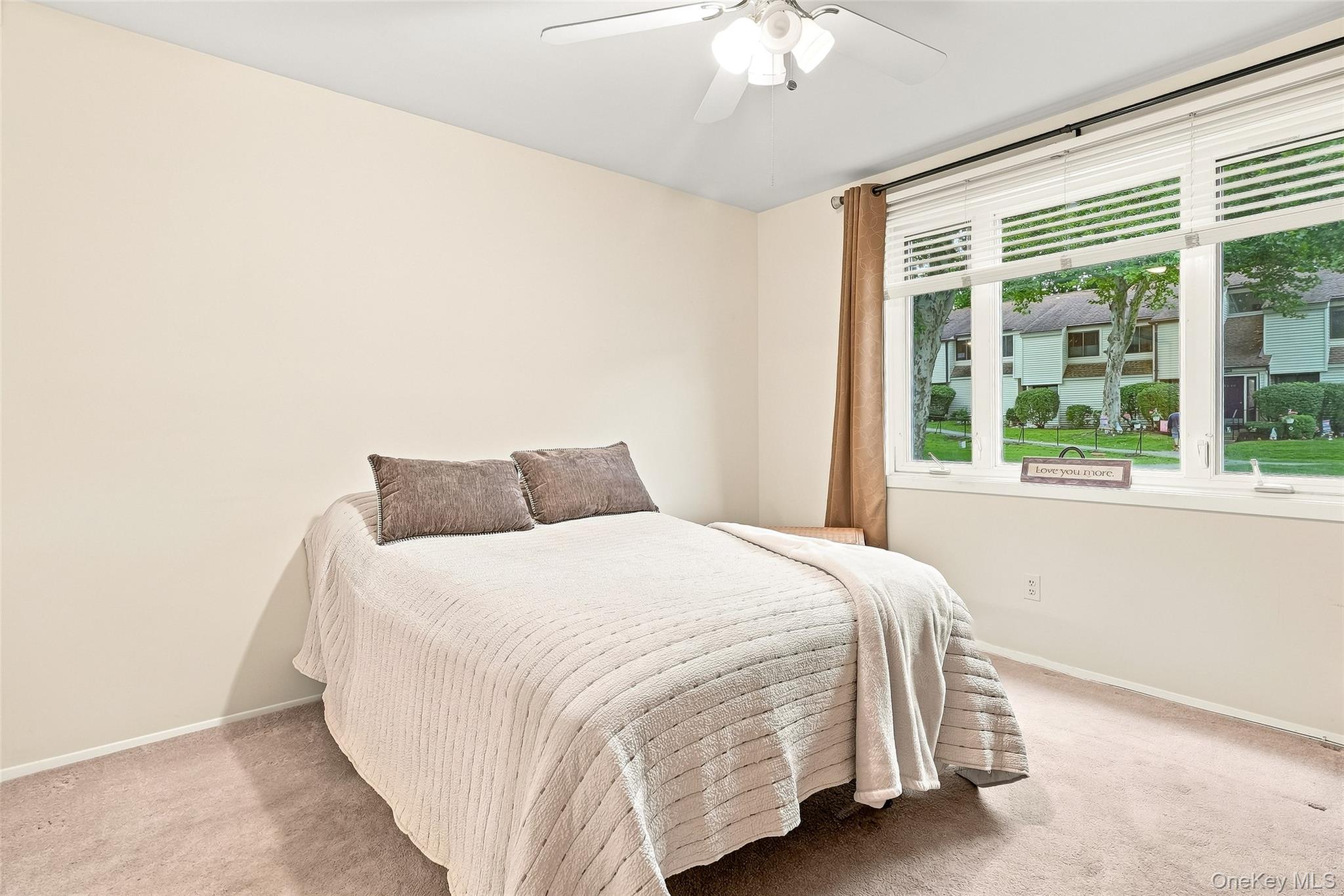 43 Jefferson Oval A Property Photo 21