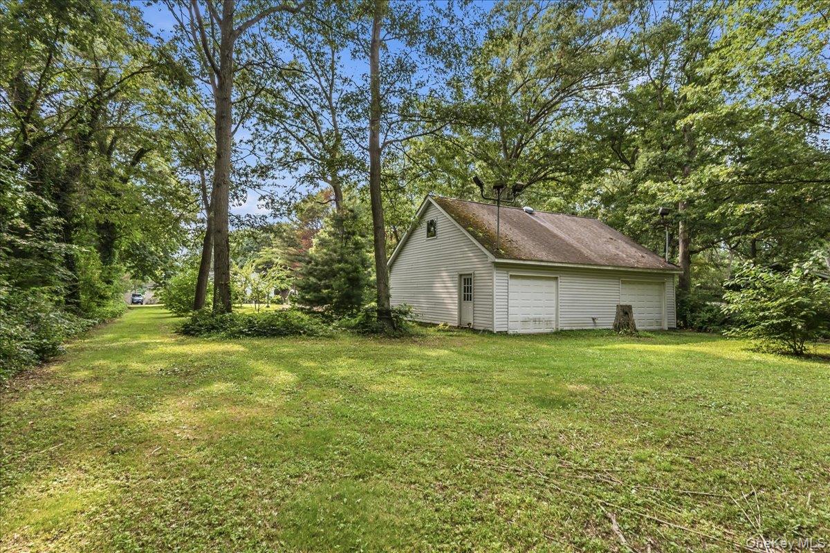 1091 Westminster Avenue Property Photo 35