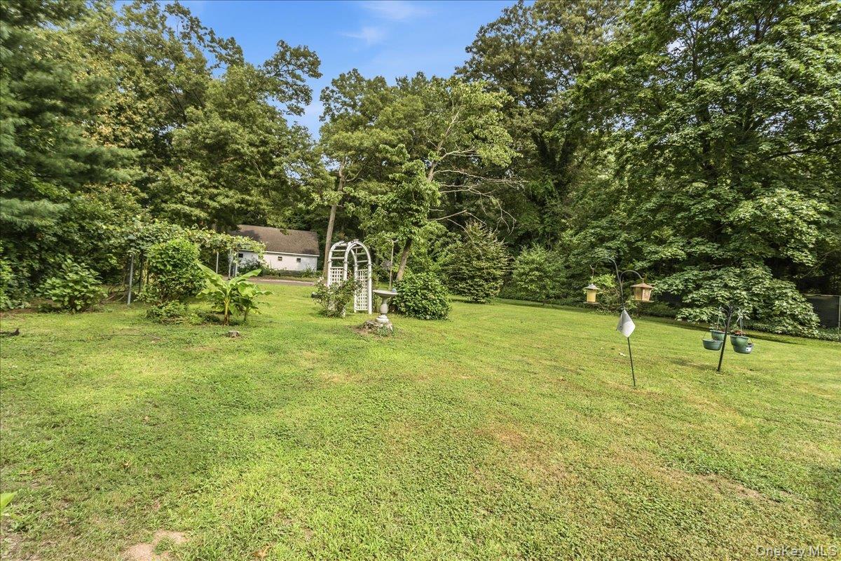 1091 Westminster Avenue Property Photo 37